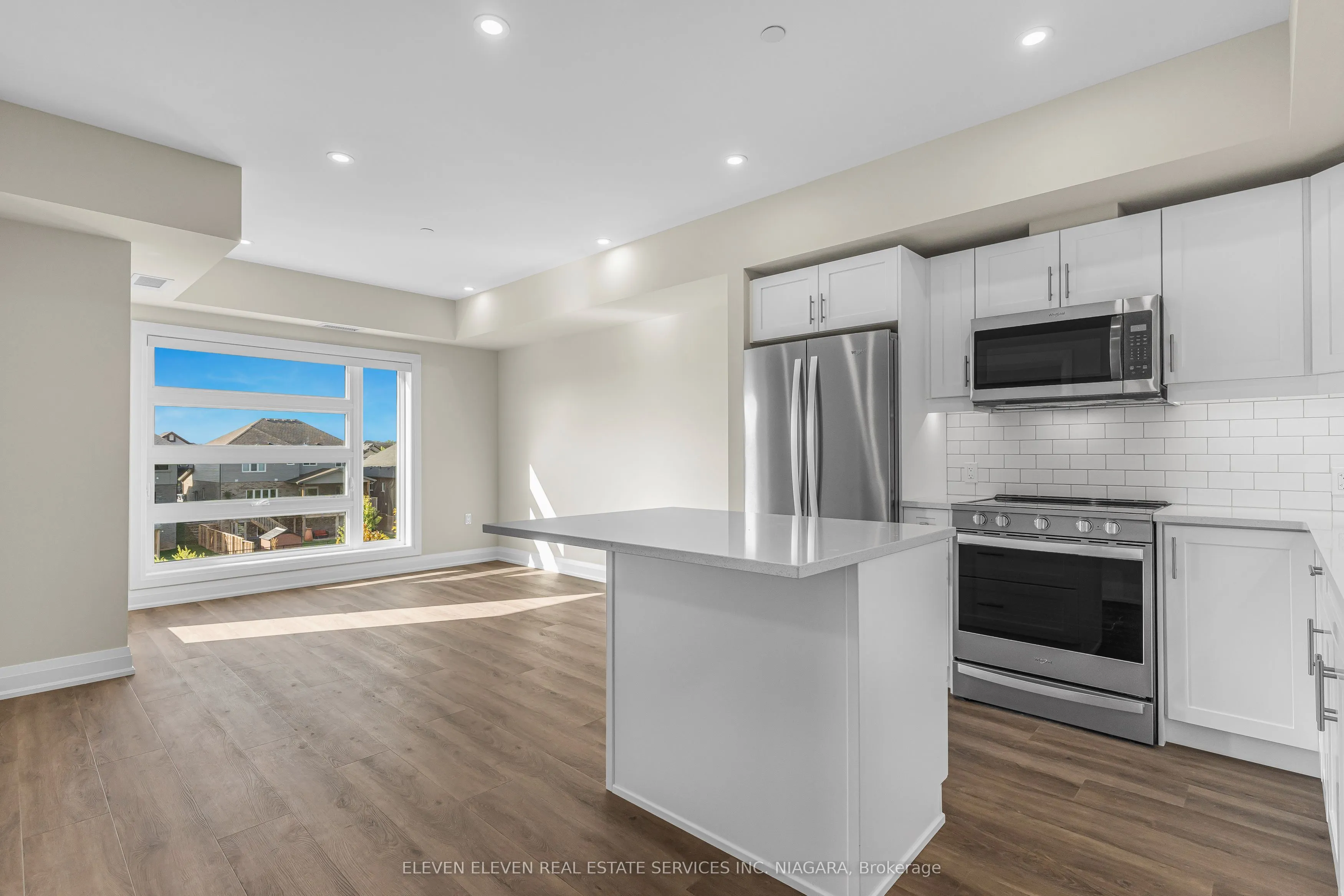 118 Summersides Boulevard, #206
