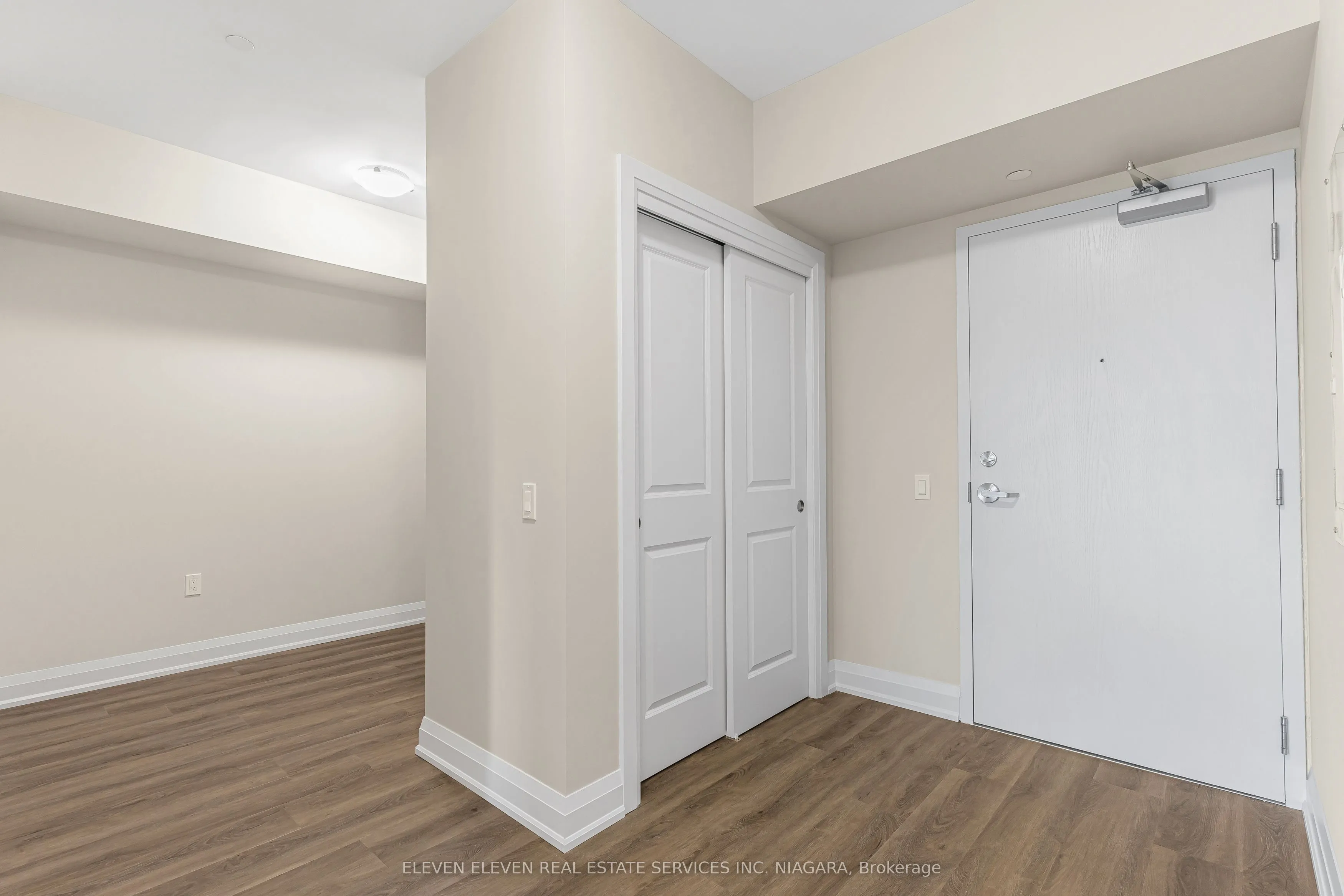 118 Summersides Boulevard, #206