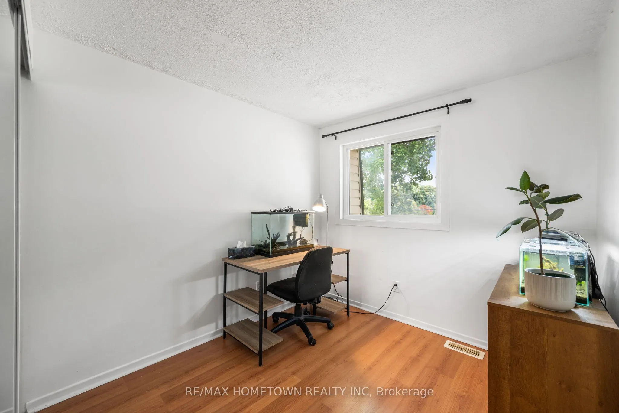 8B Sonnet Crescent, #54