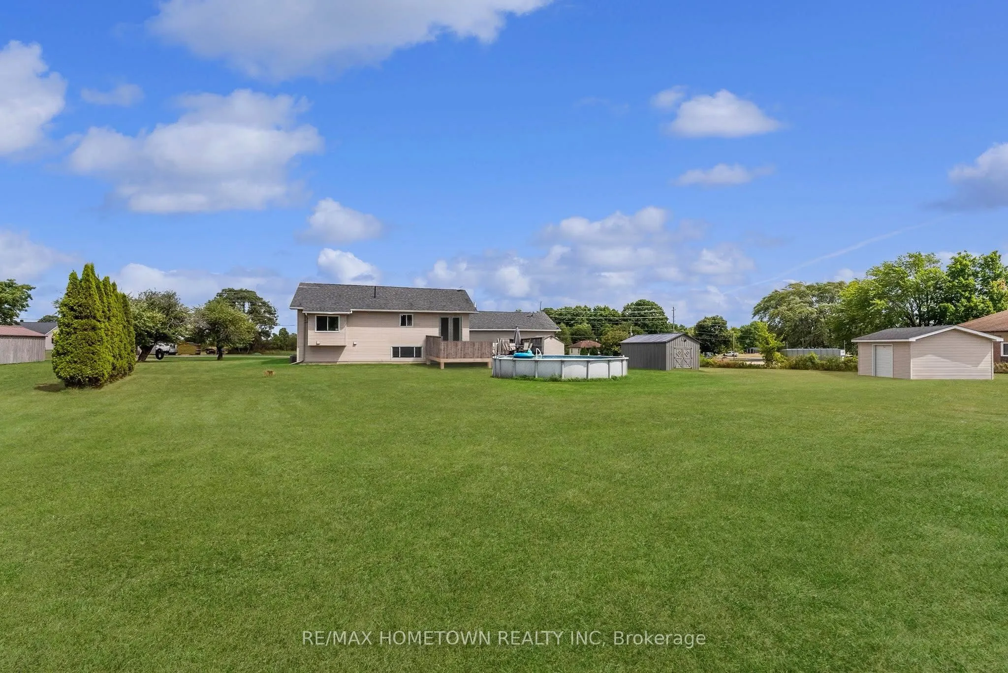 4650 County Rd 15 Road
