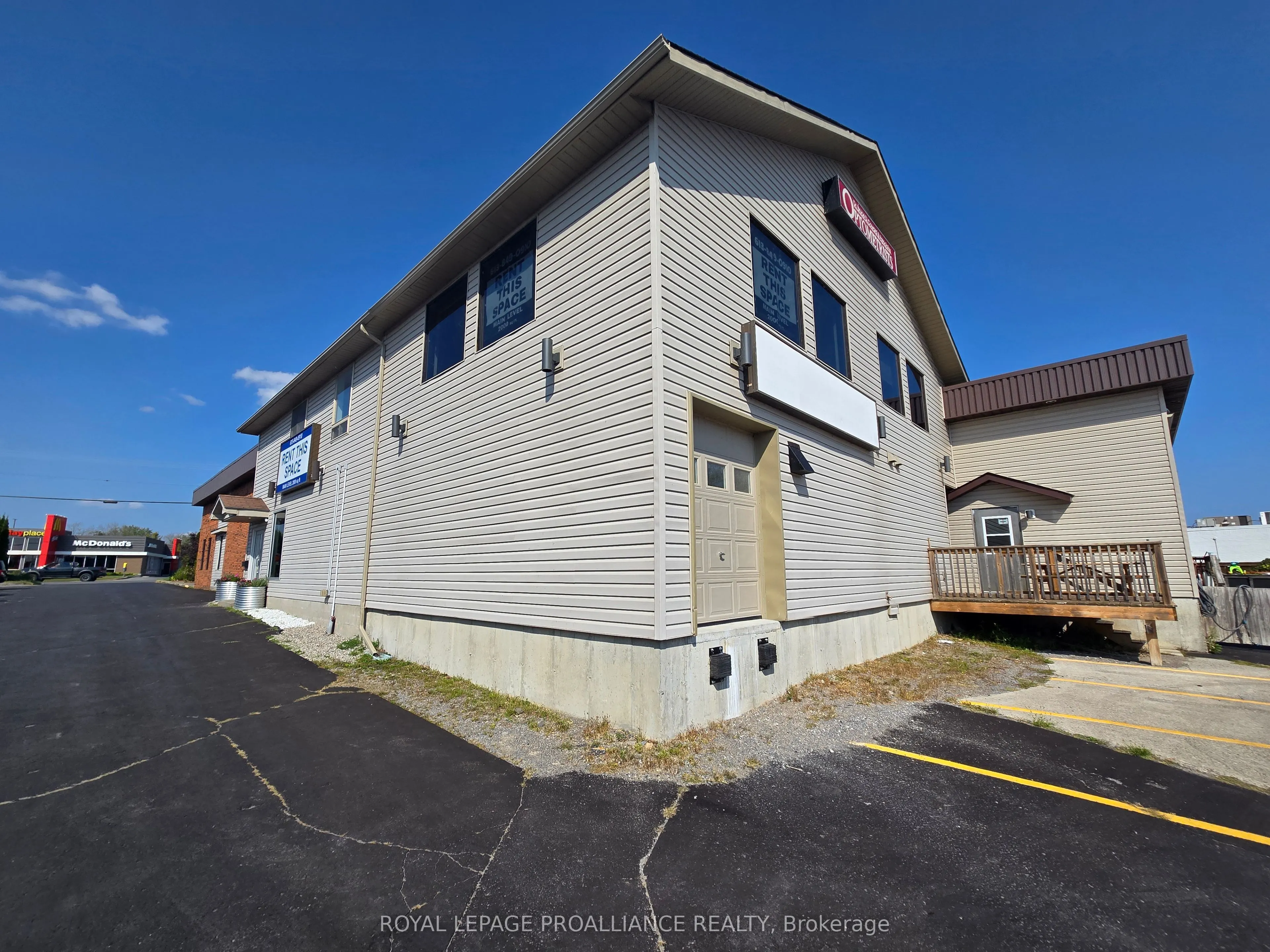 287 Dundas Street E, #3