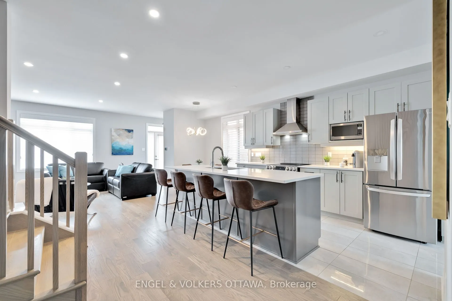 624 Mikinak Road