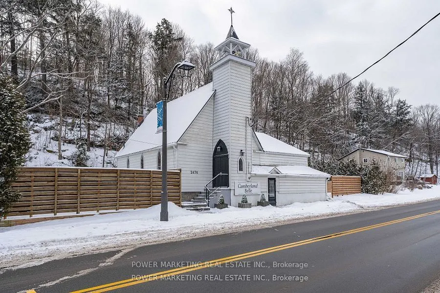 2476 Old Montreal Road