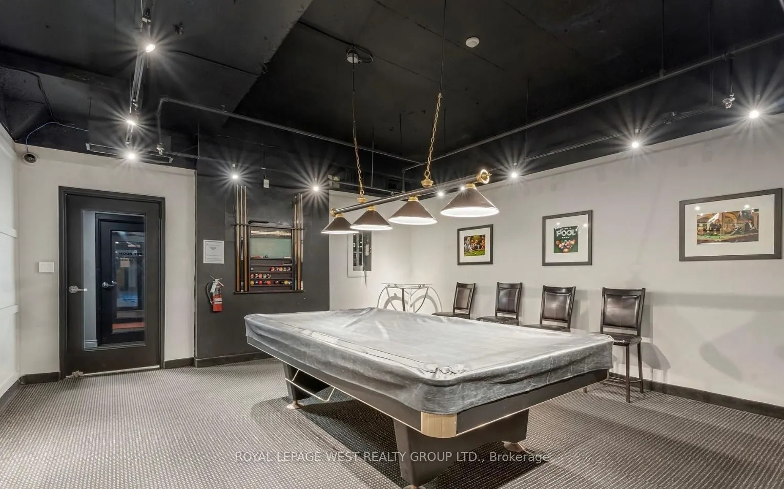 150 Charlton Avenue E, #1801