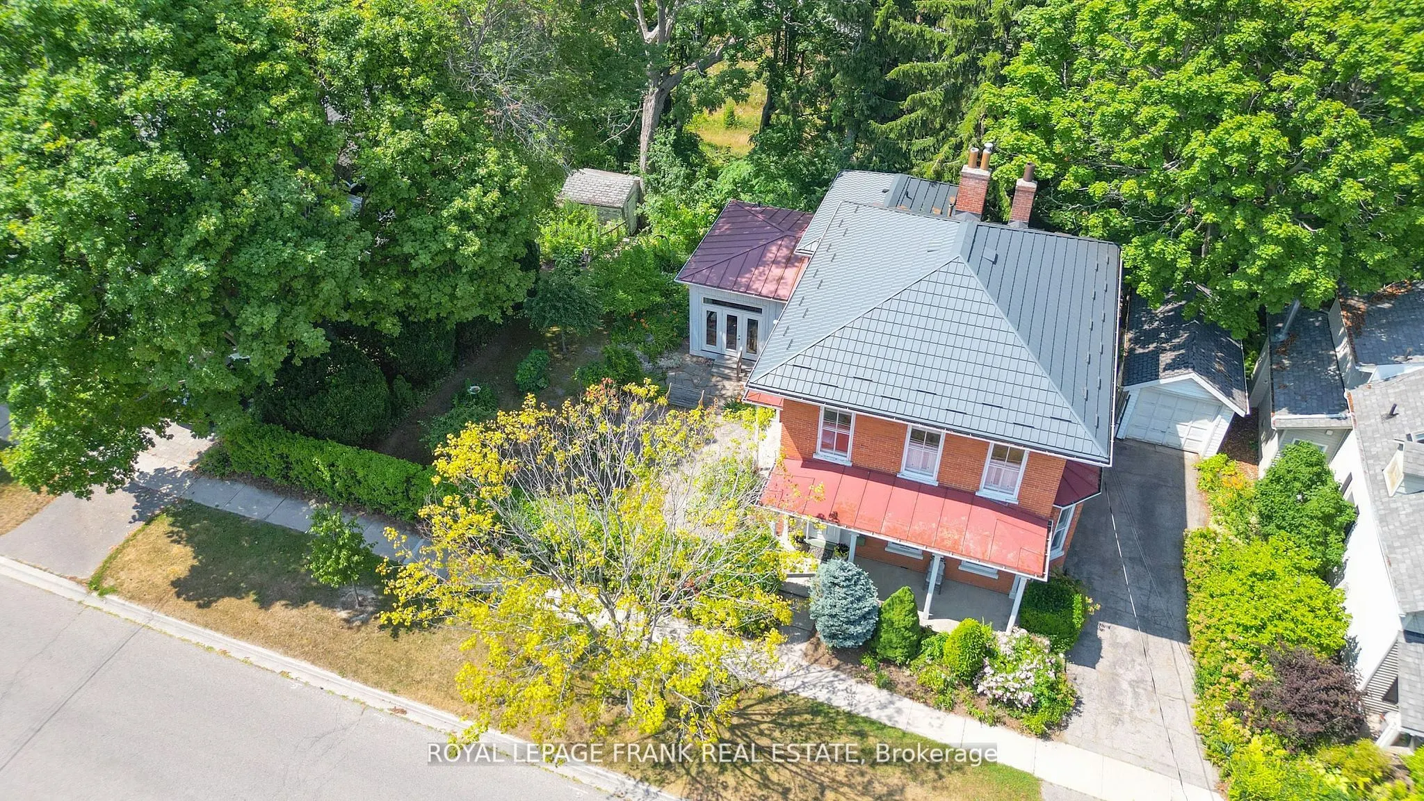 6 Sherbourne Street