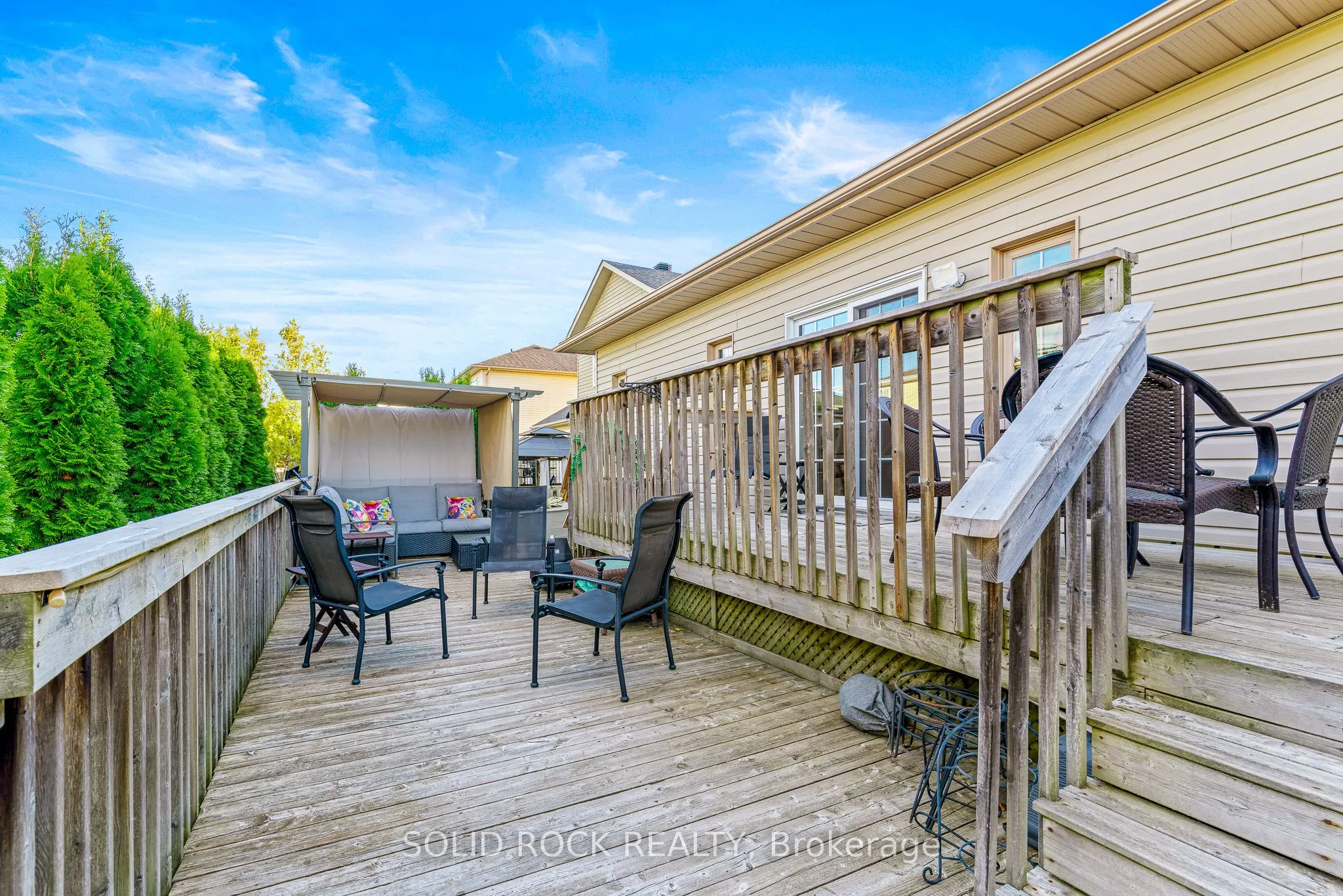 1021 Crestwood Drive