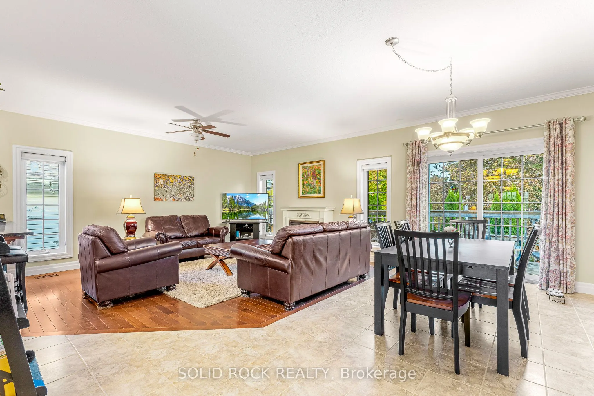 1021 Crestwood Drive