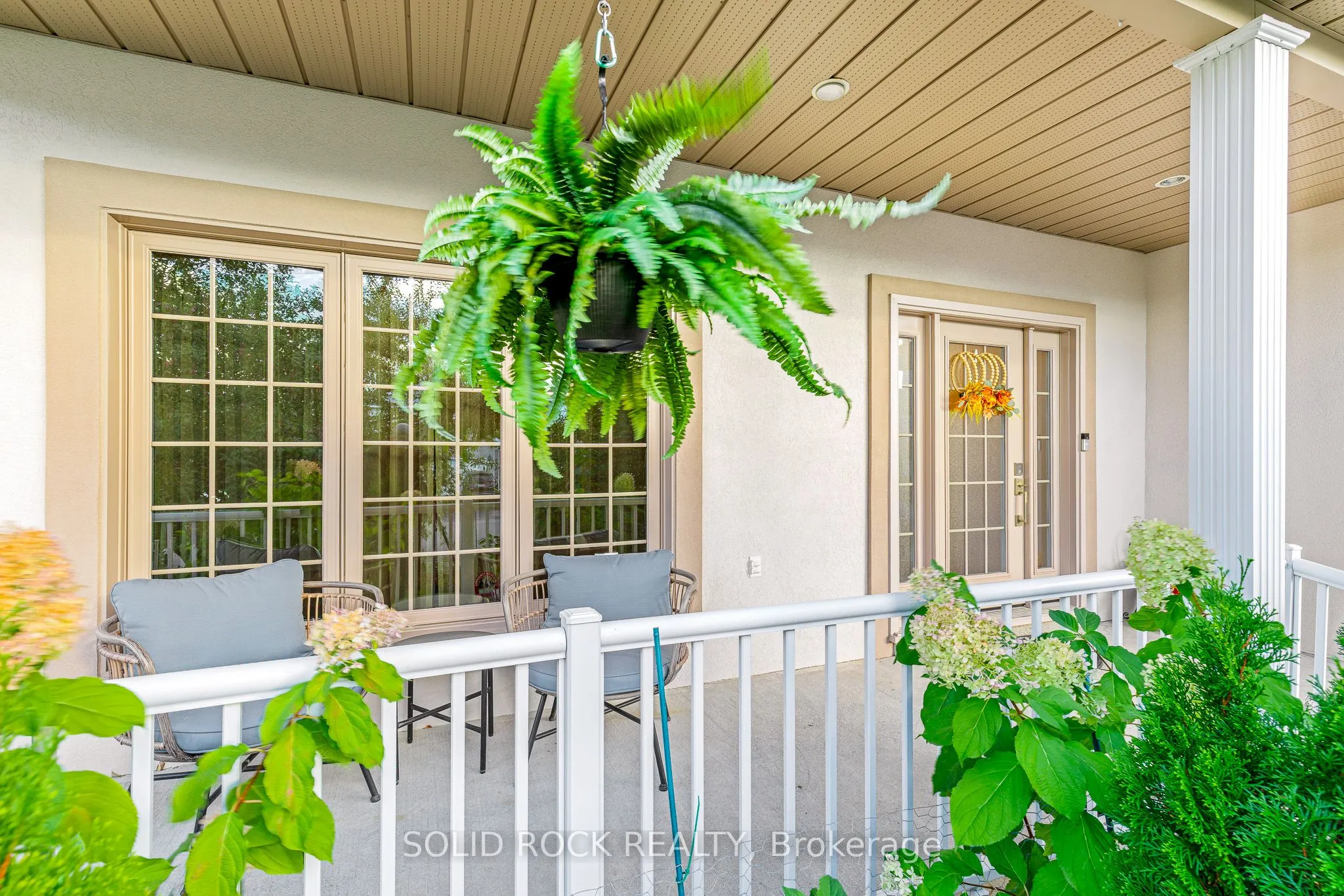 1021 Crestwood Drive