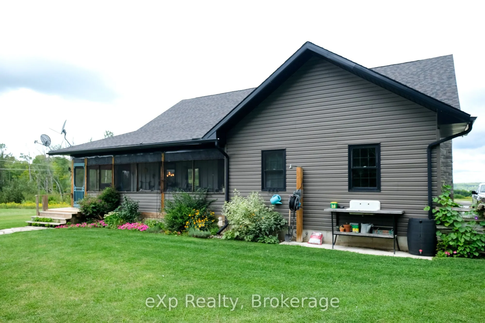 502032 Grey Road 1