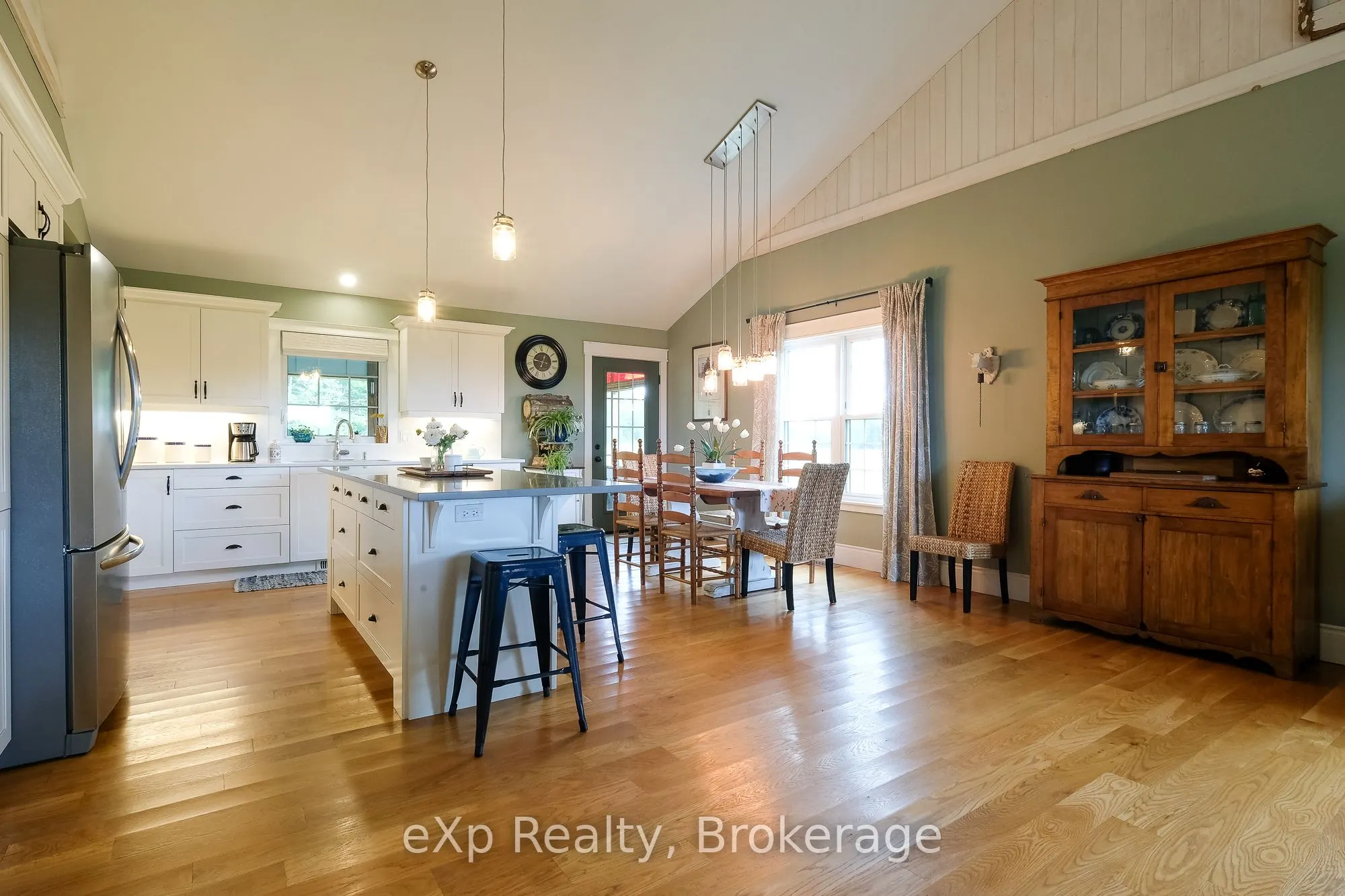 502032 Grey Road 1
