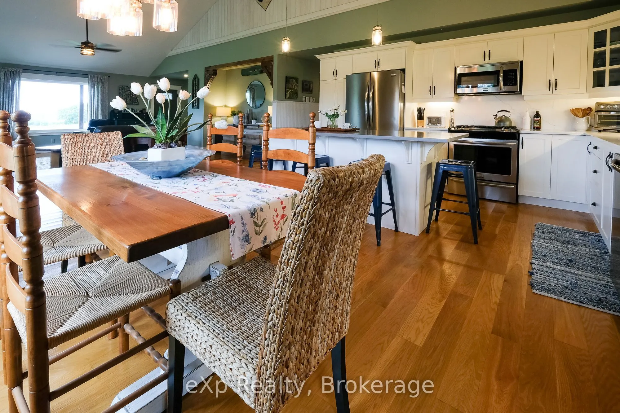502032 Grey Road 1