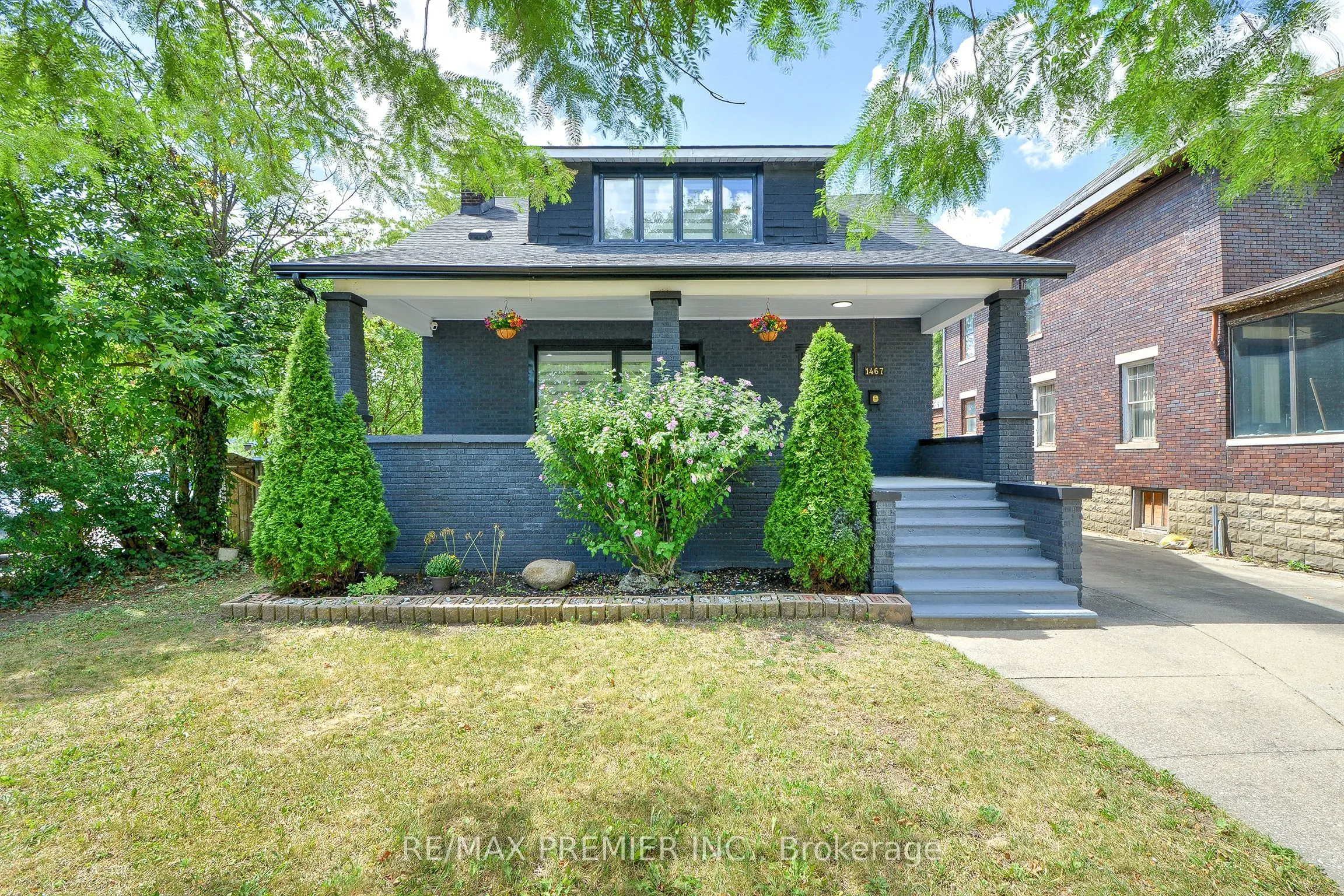 1467 Ouellette Avenue
