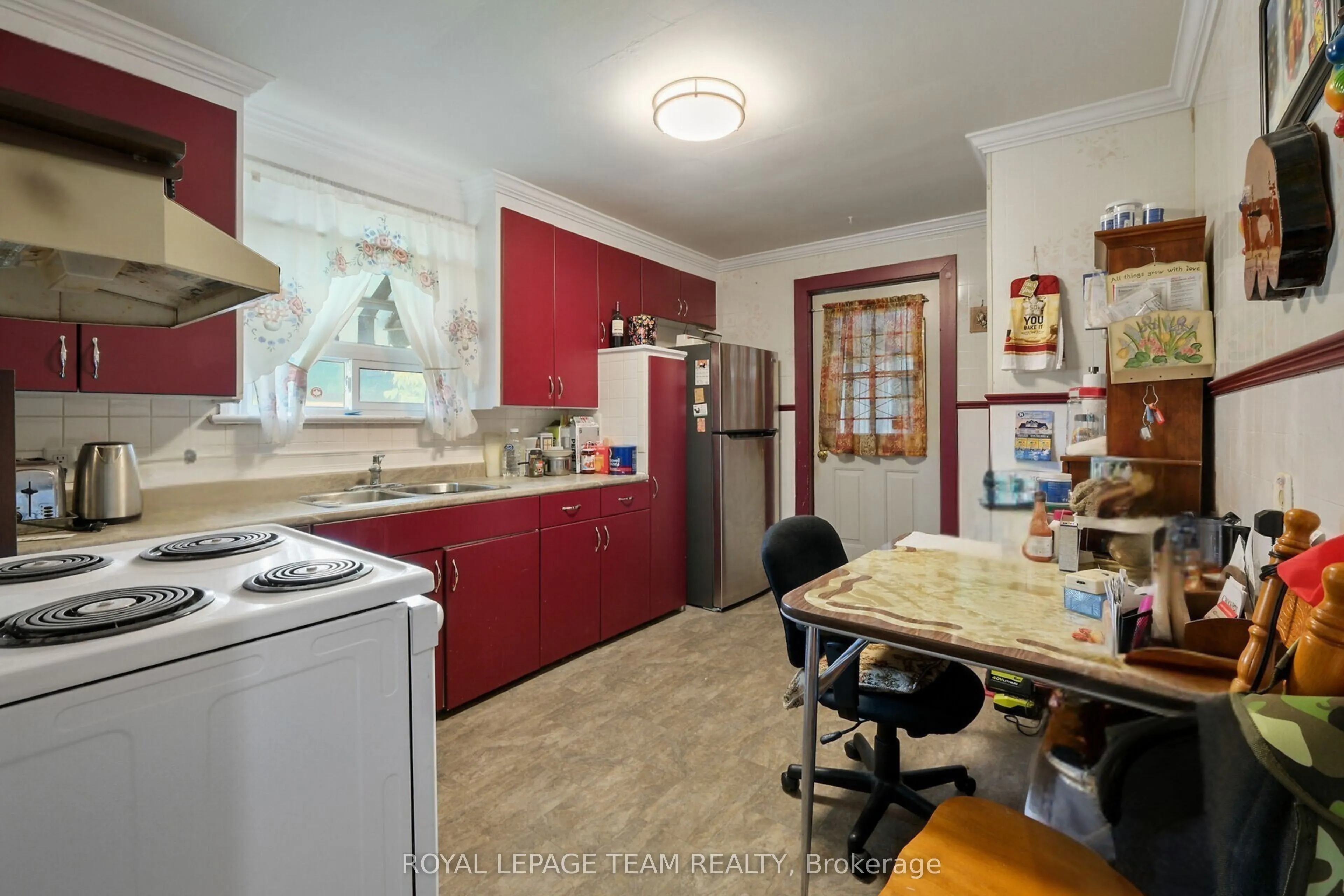 1424 Rosenthal Avenue