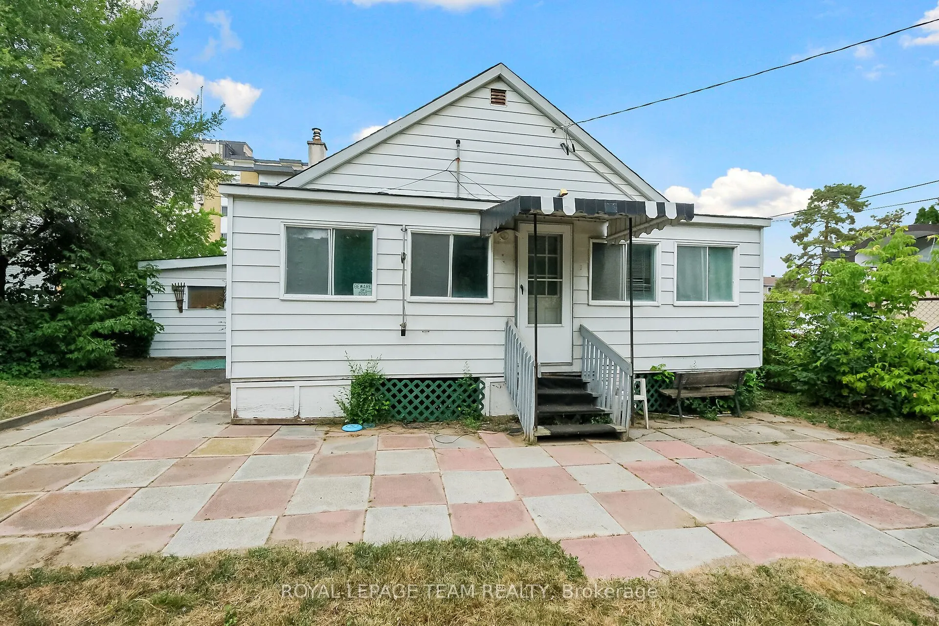 1424 Rosenthal Avenue