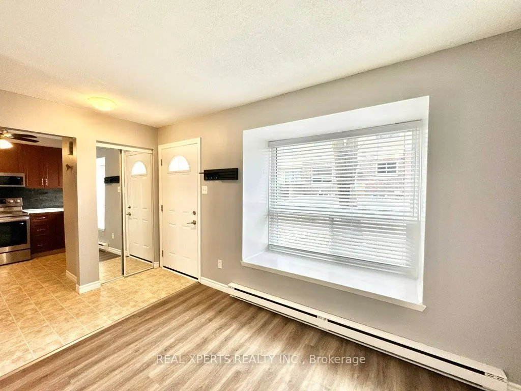 453 Albert Street, #15