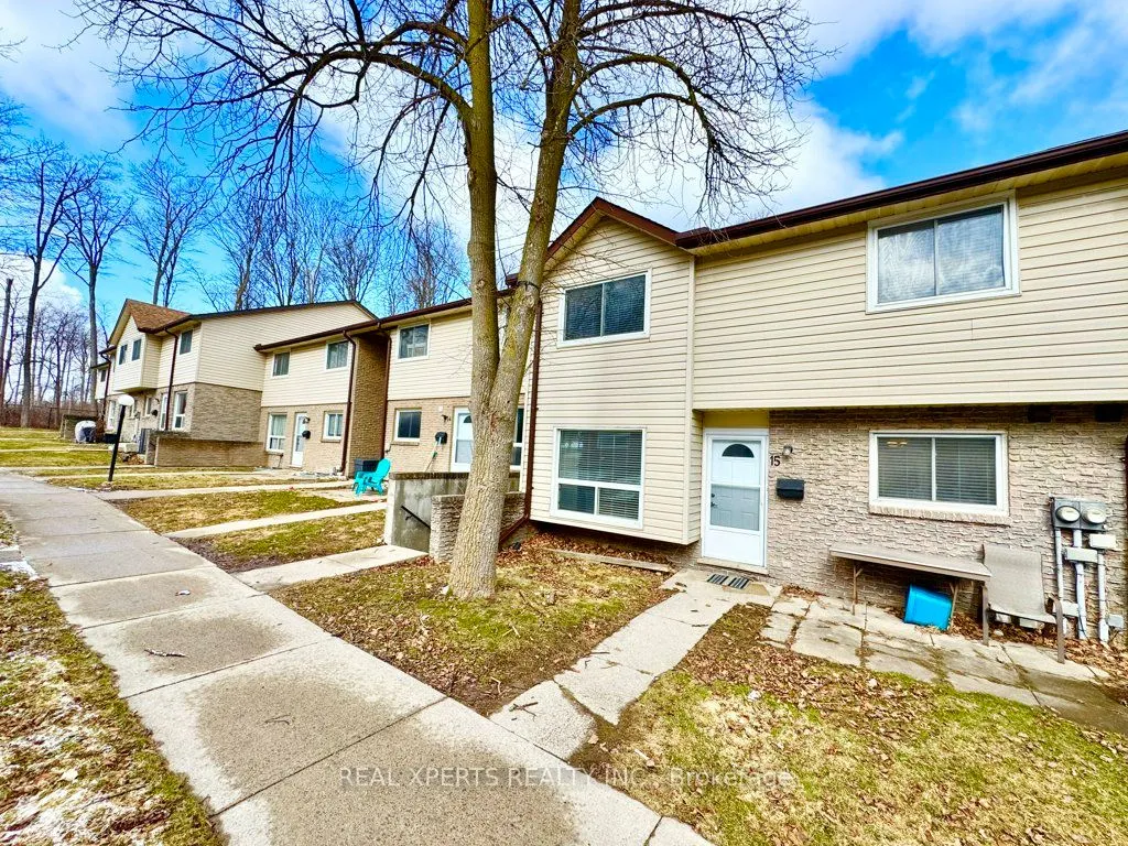 453 Albert Street, #15