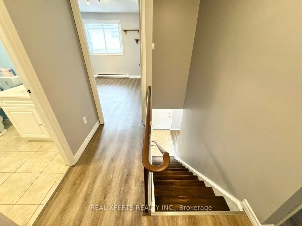 453 Albert Street, #15
