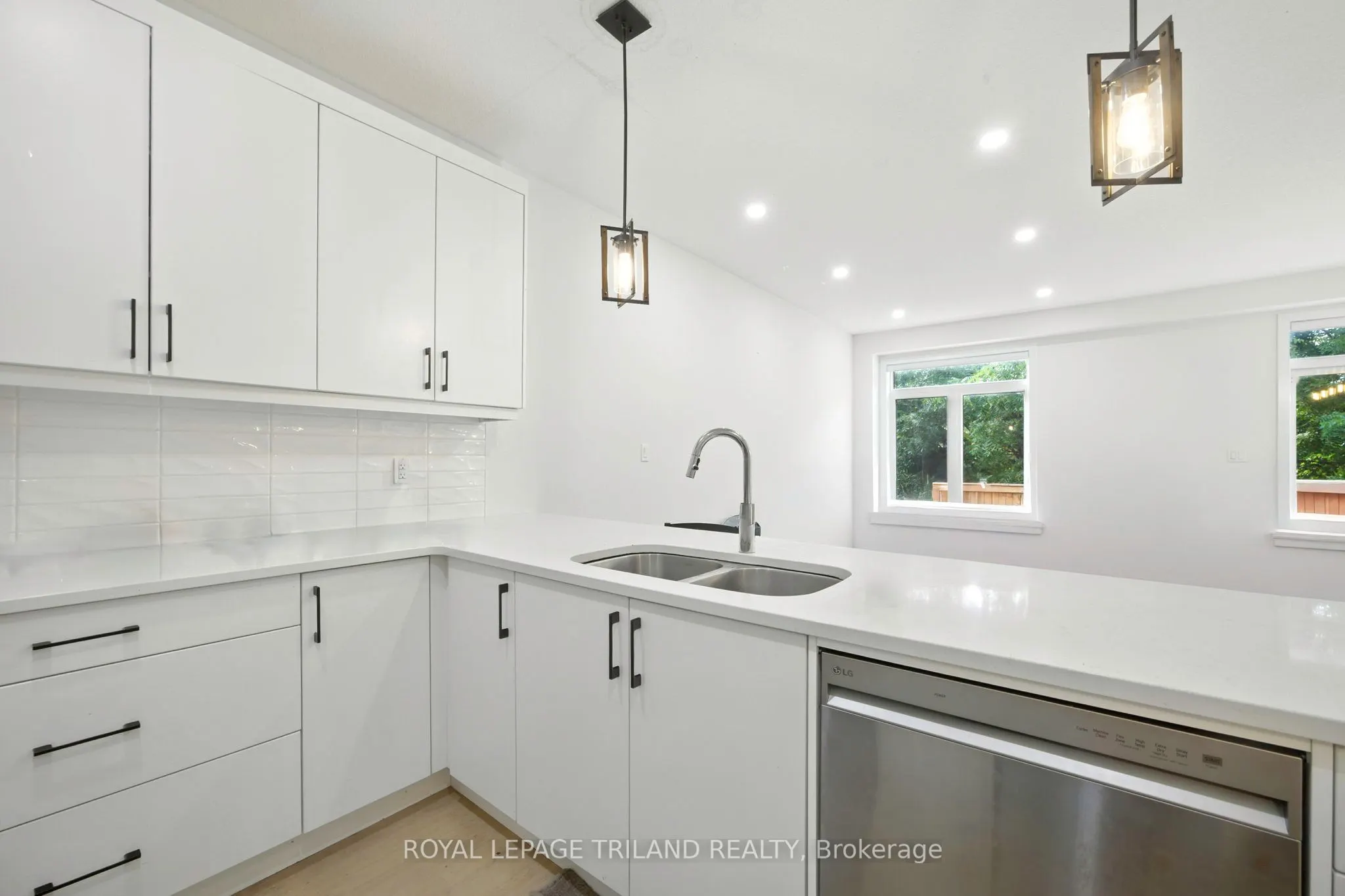 1870 ALDERSBROOK Gate, #28