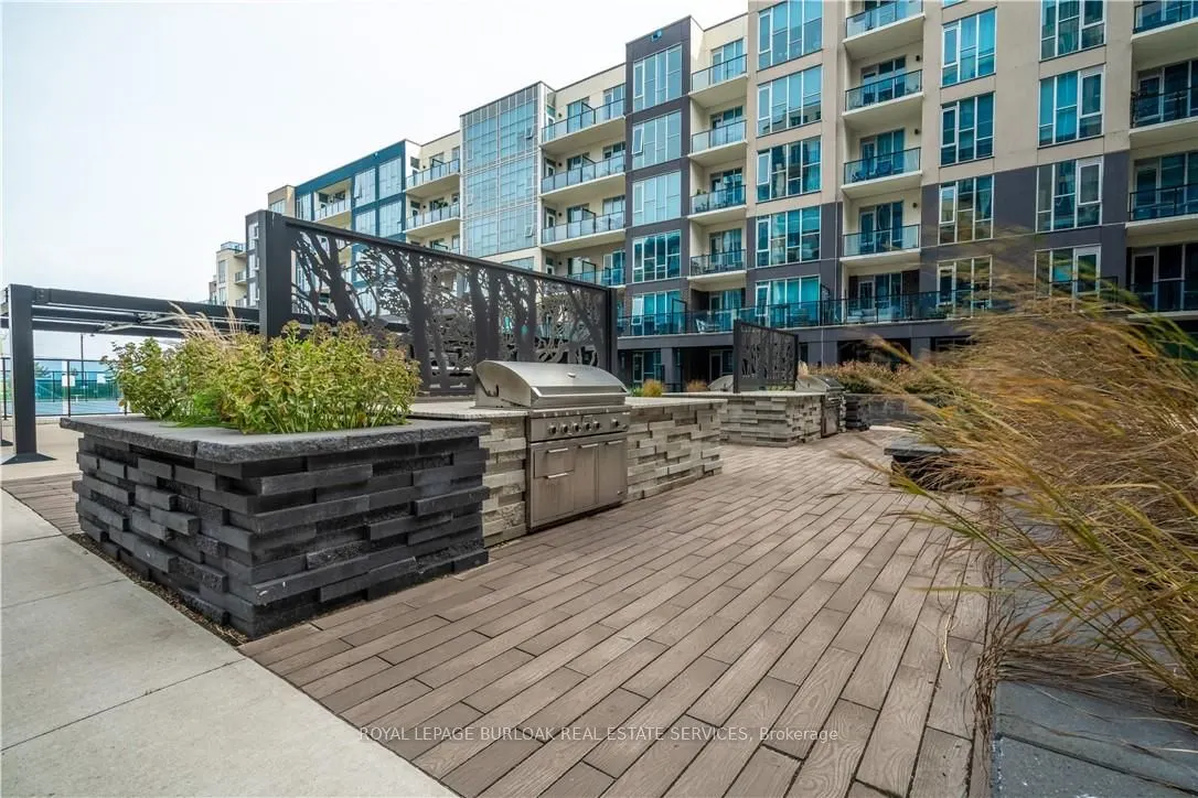 16 Concord Place, #426