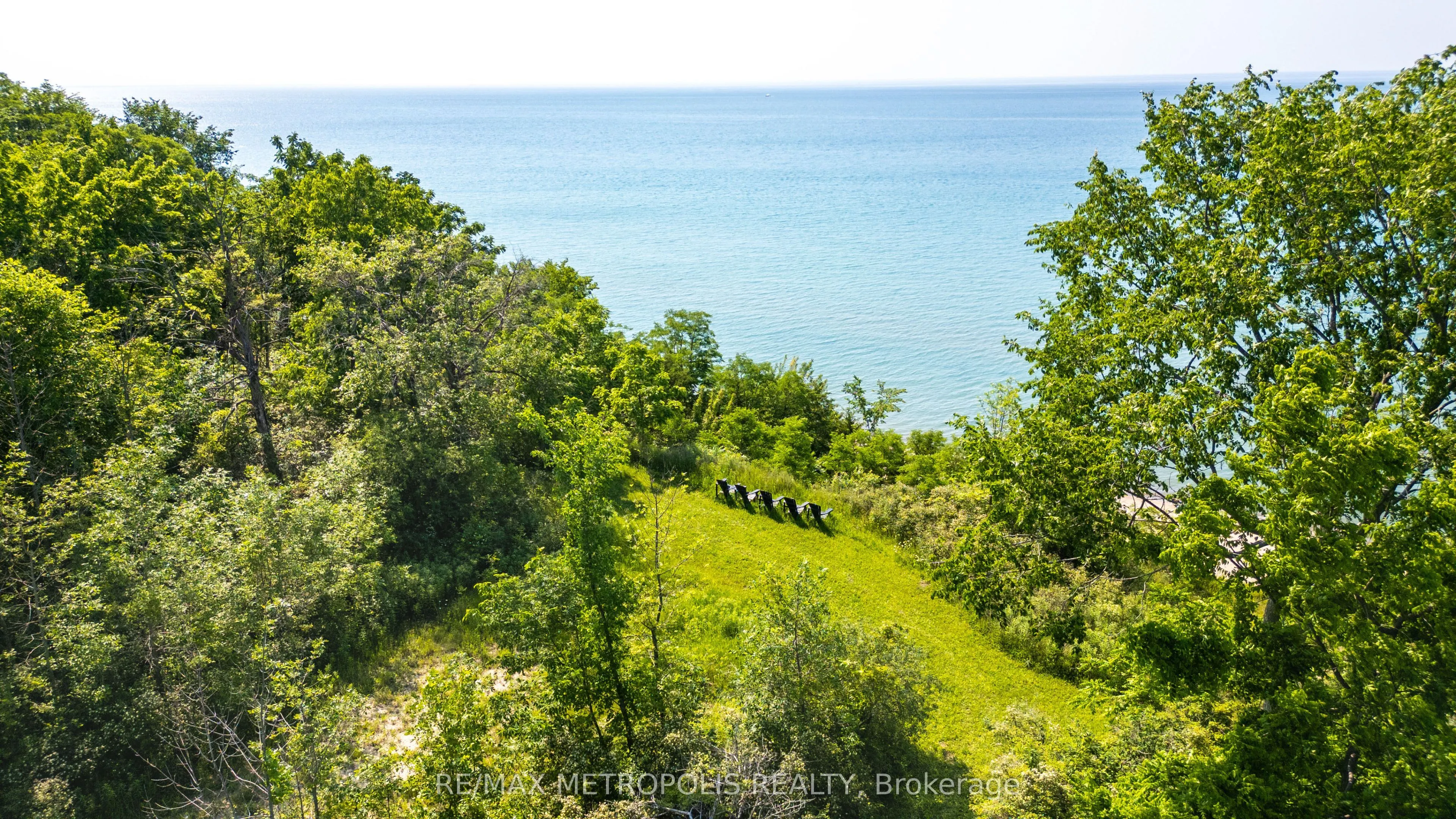 7069 Blue Coast Heights