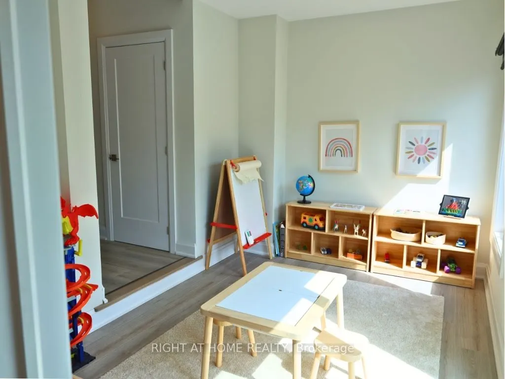 292 Vine Street, #69