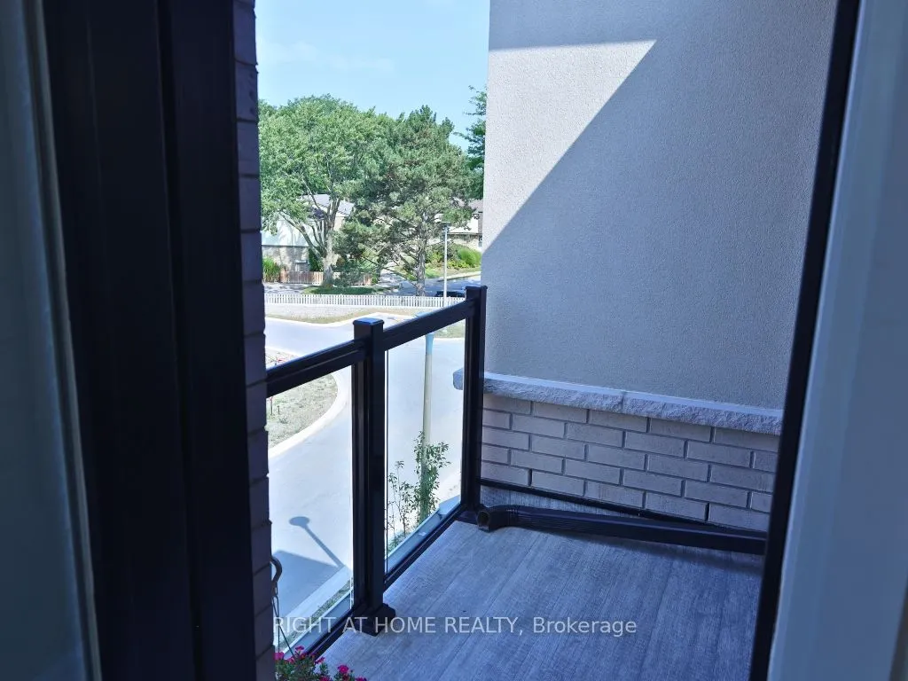 292 Vine Street, #69