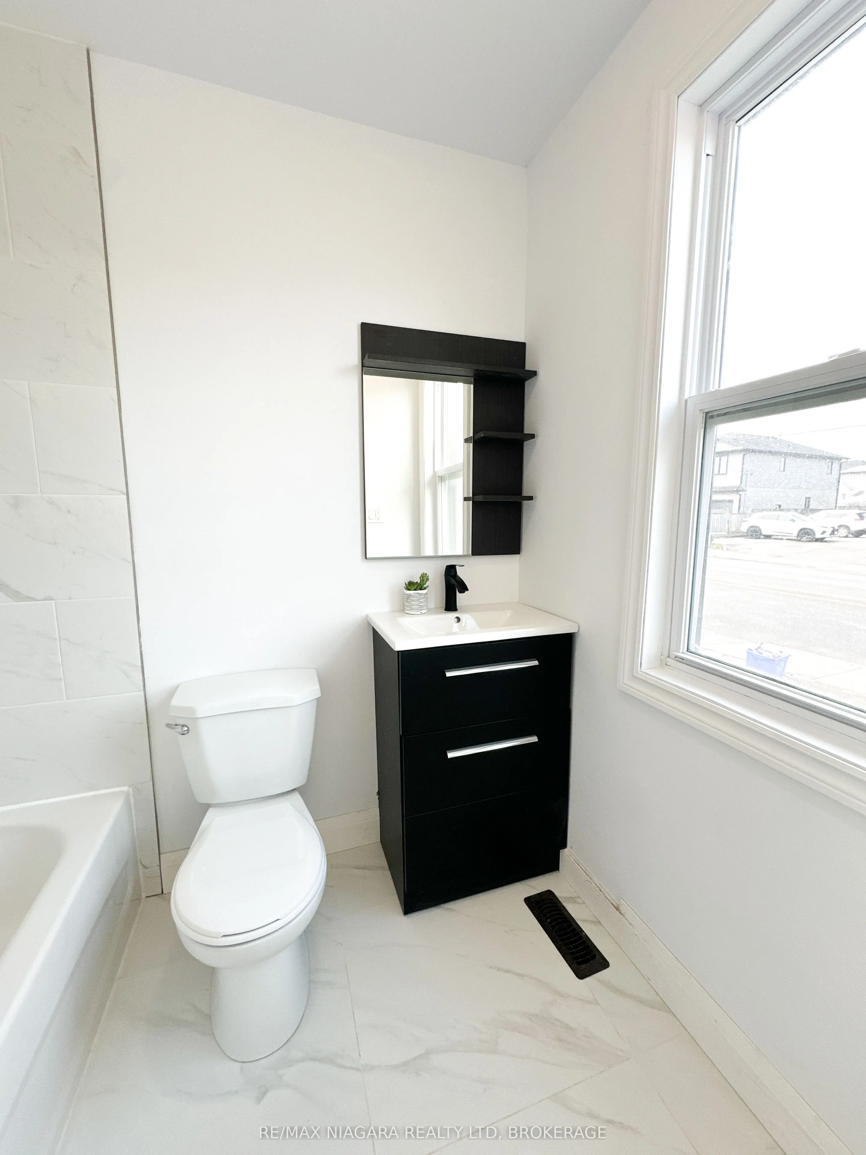233 PELHAM Road, #UPPER