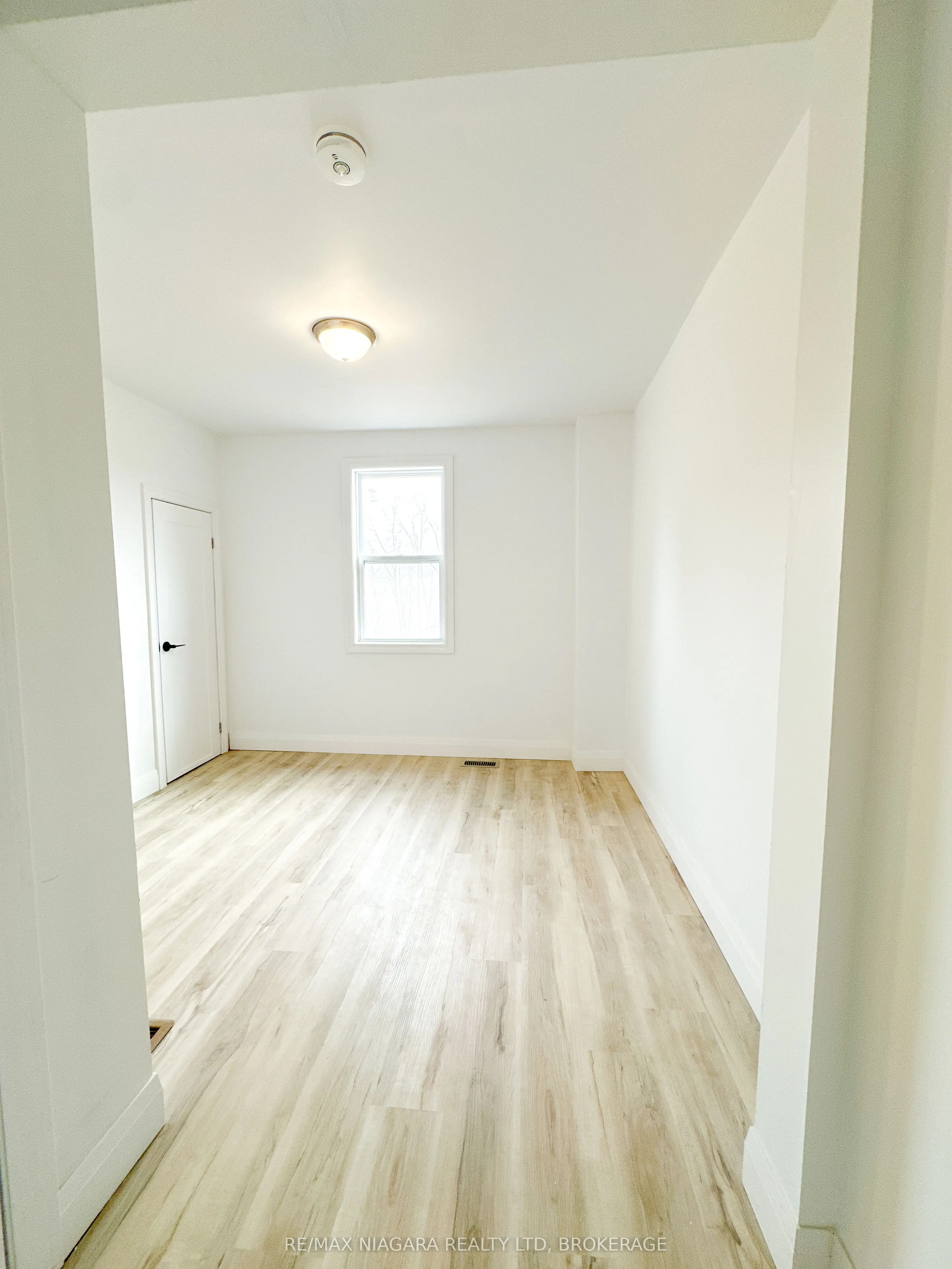 233 PELHAM Road, #UPPER