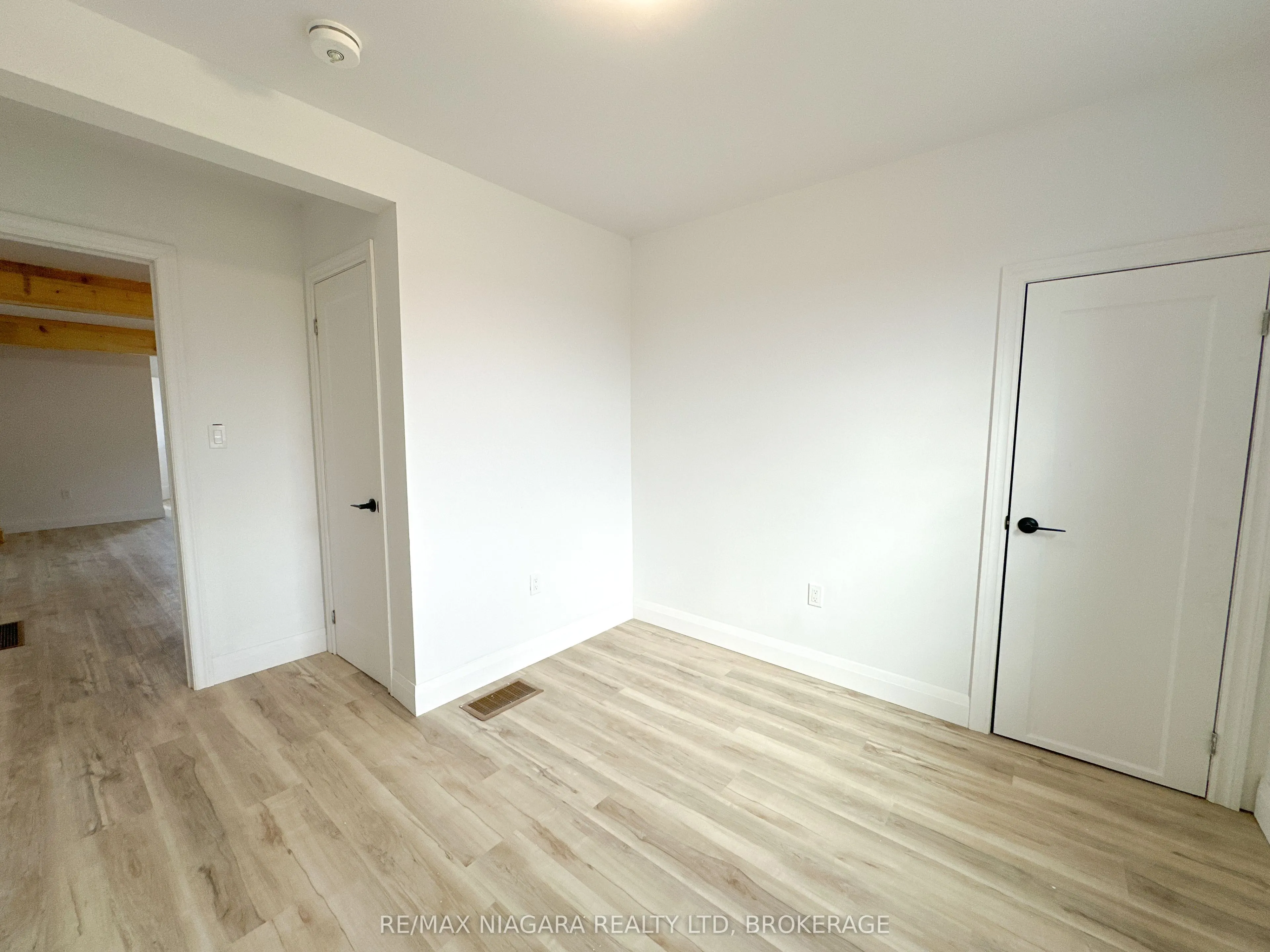 233 PELHAM Road, #UPPER