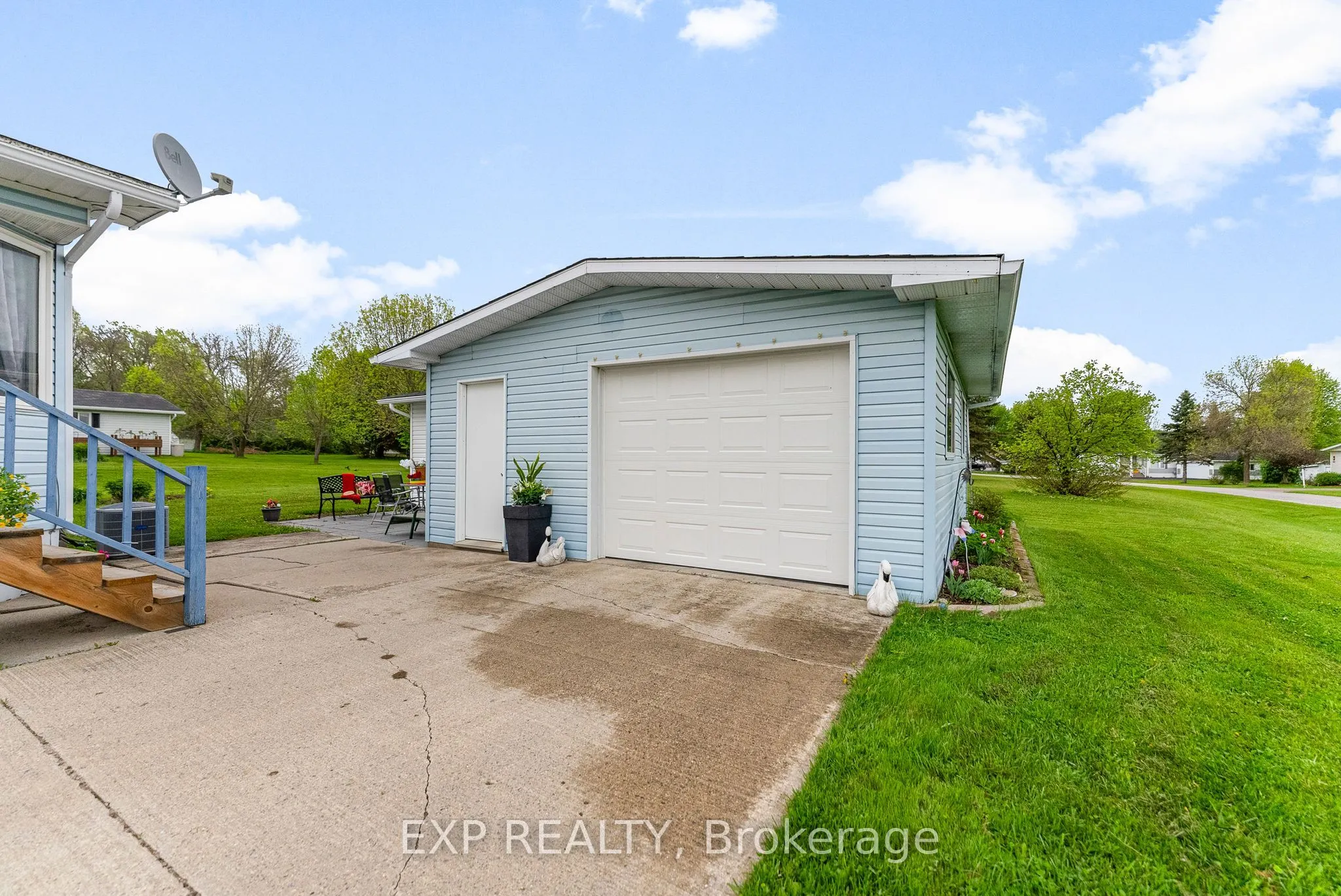 25 Sunset Lane