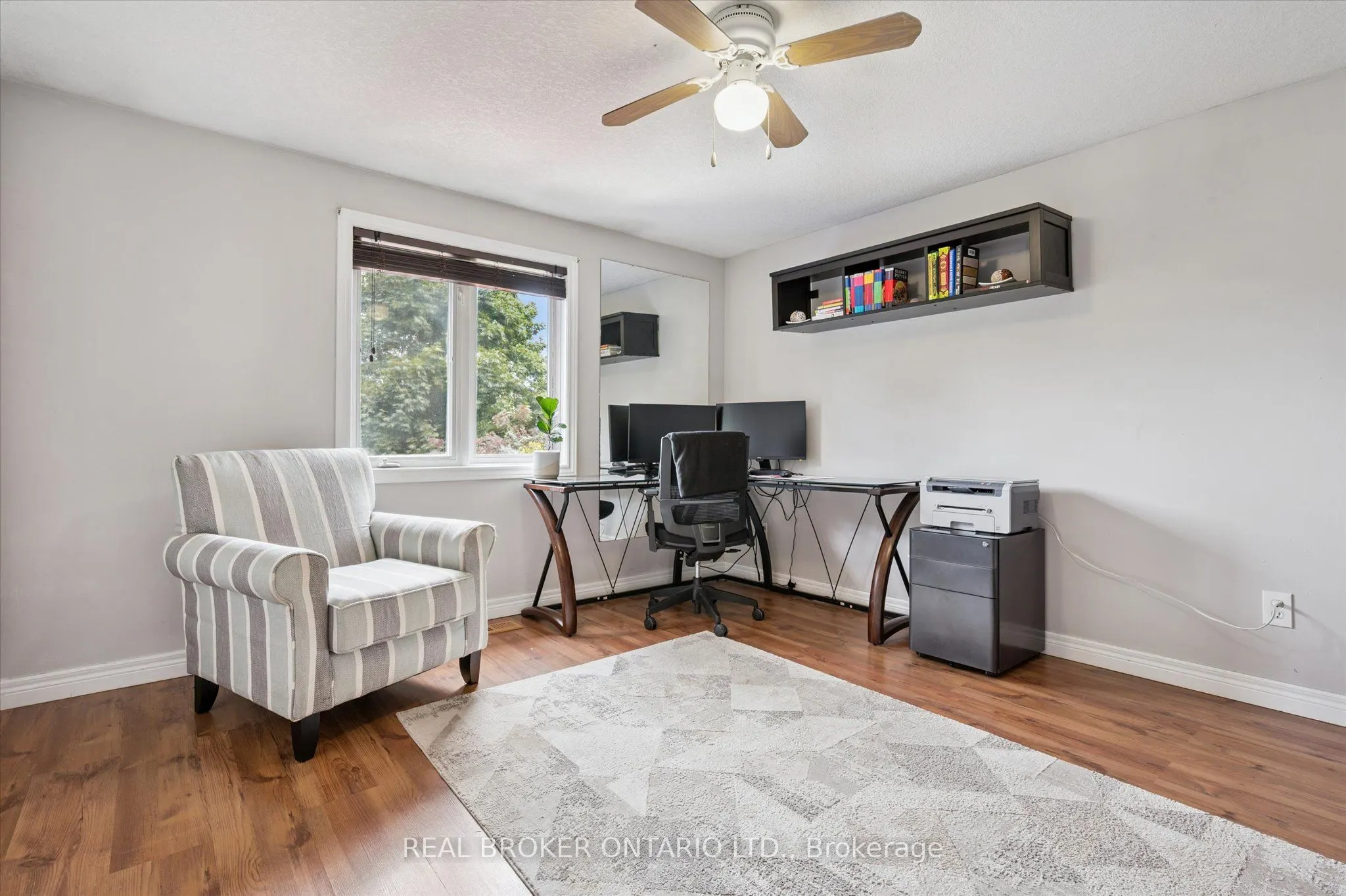 18 Pearwood Court