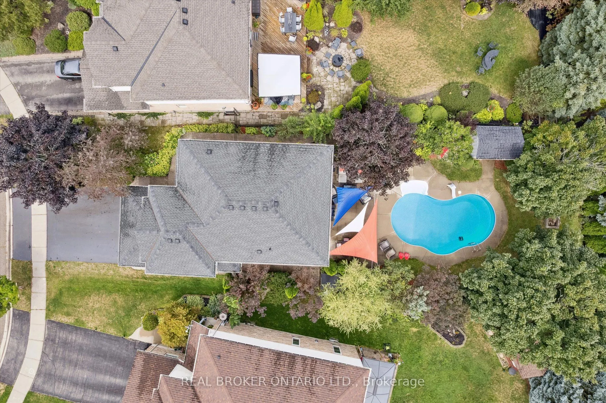 18 Pearwood Court