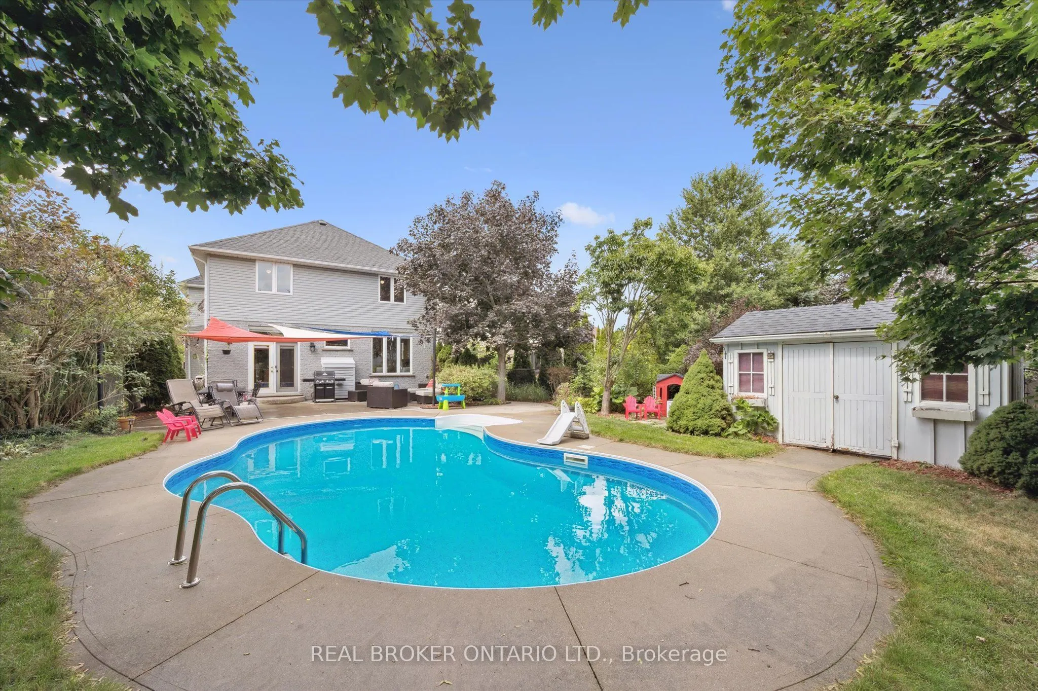 18 Pearwood Court