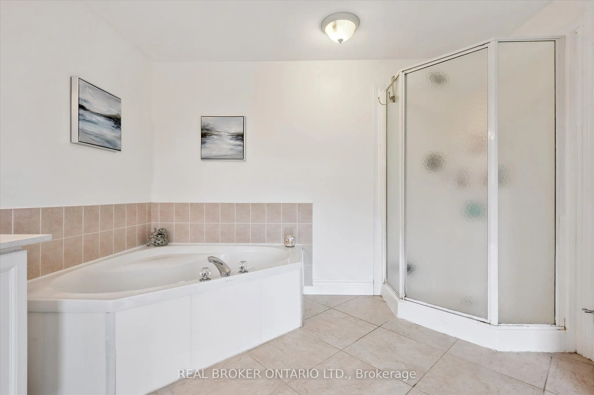 18 Pearwood Court