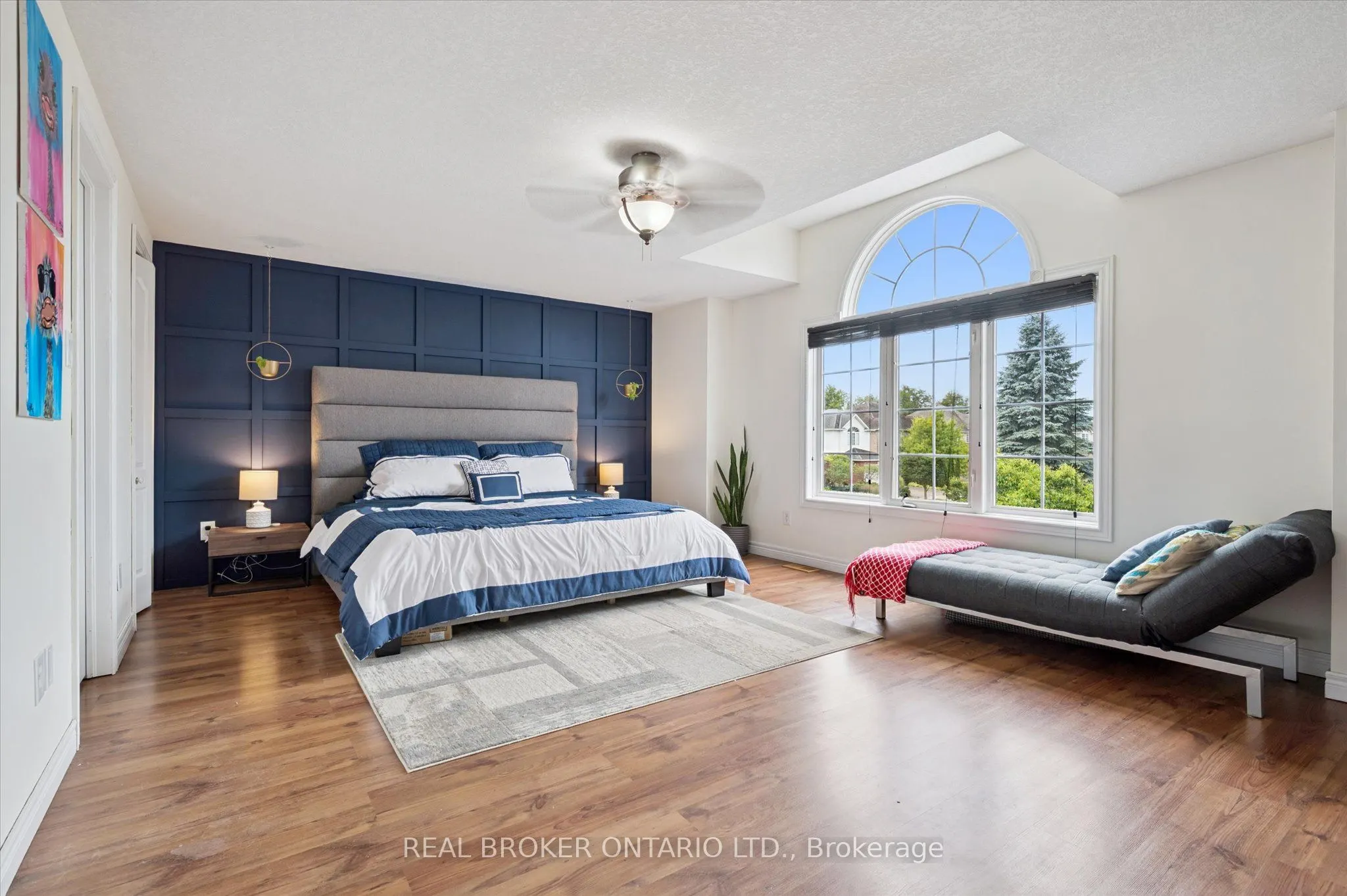 18 Pearwood Court