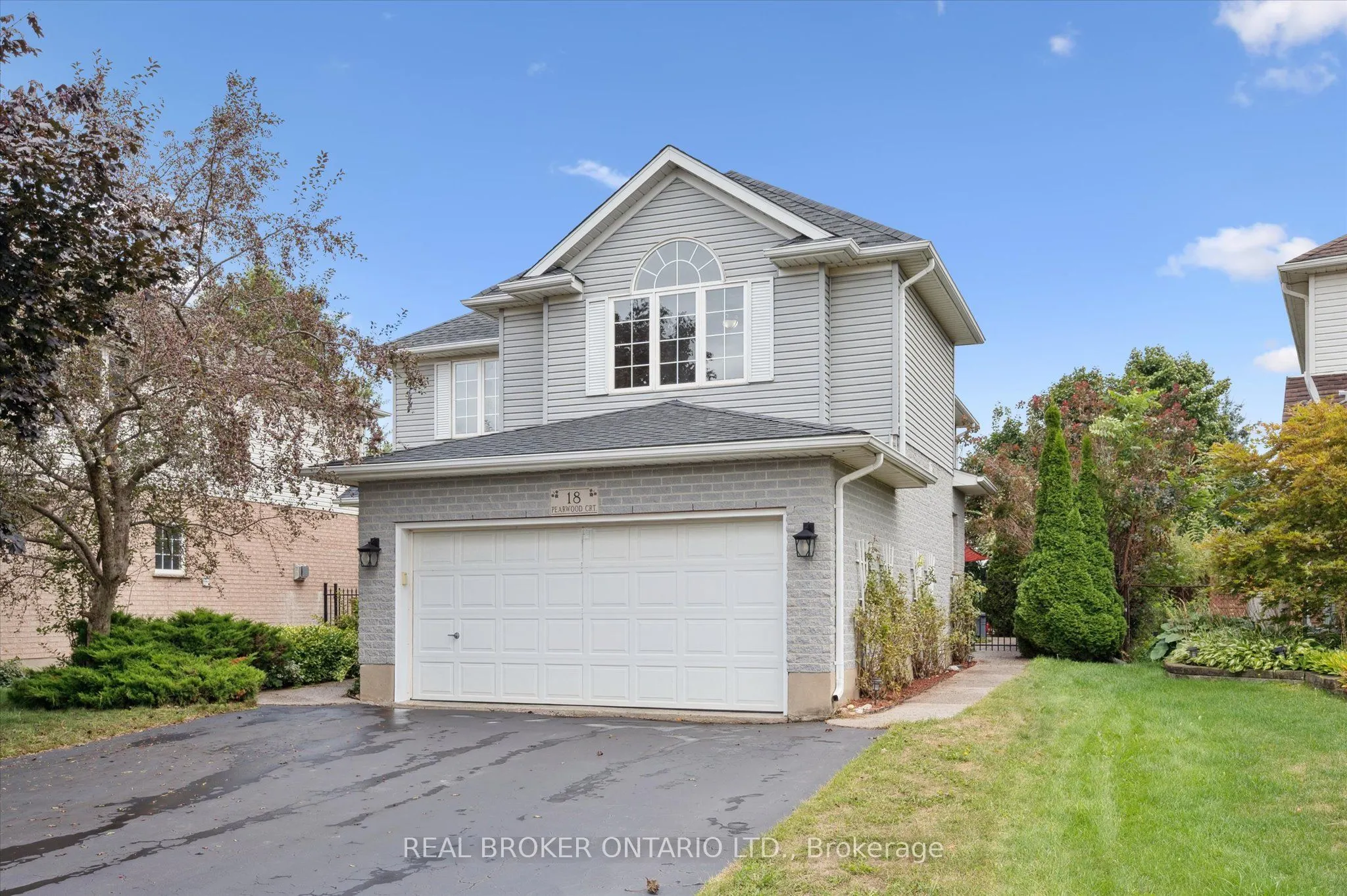 18 Pearwood Court