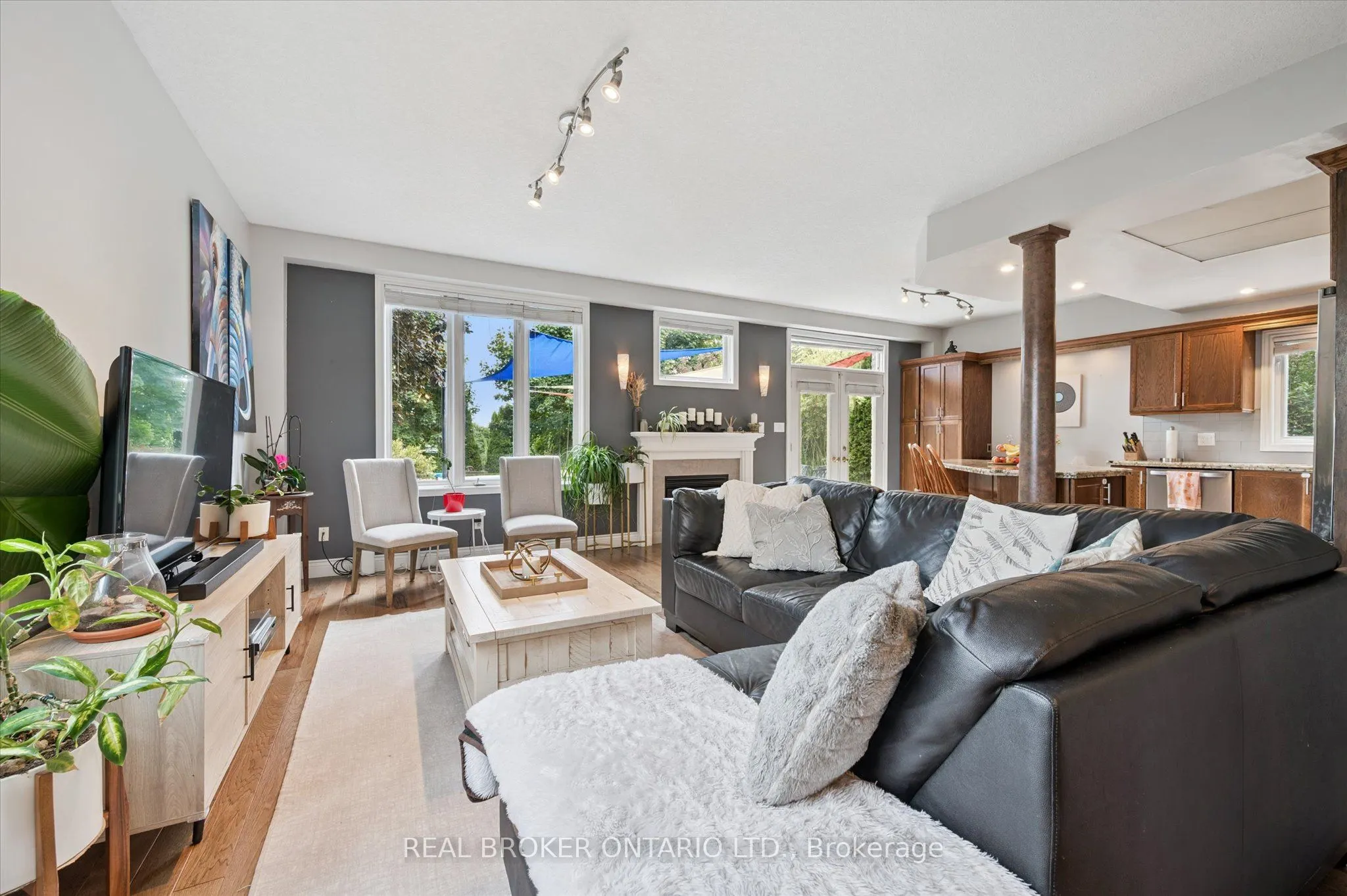 18 Pearwood Court