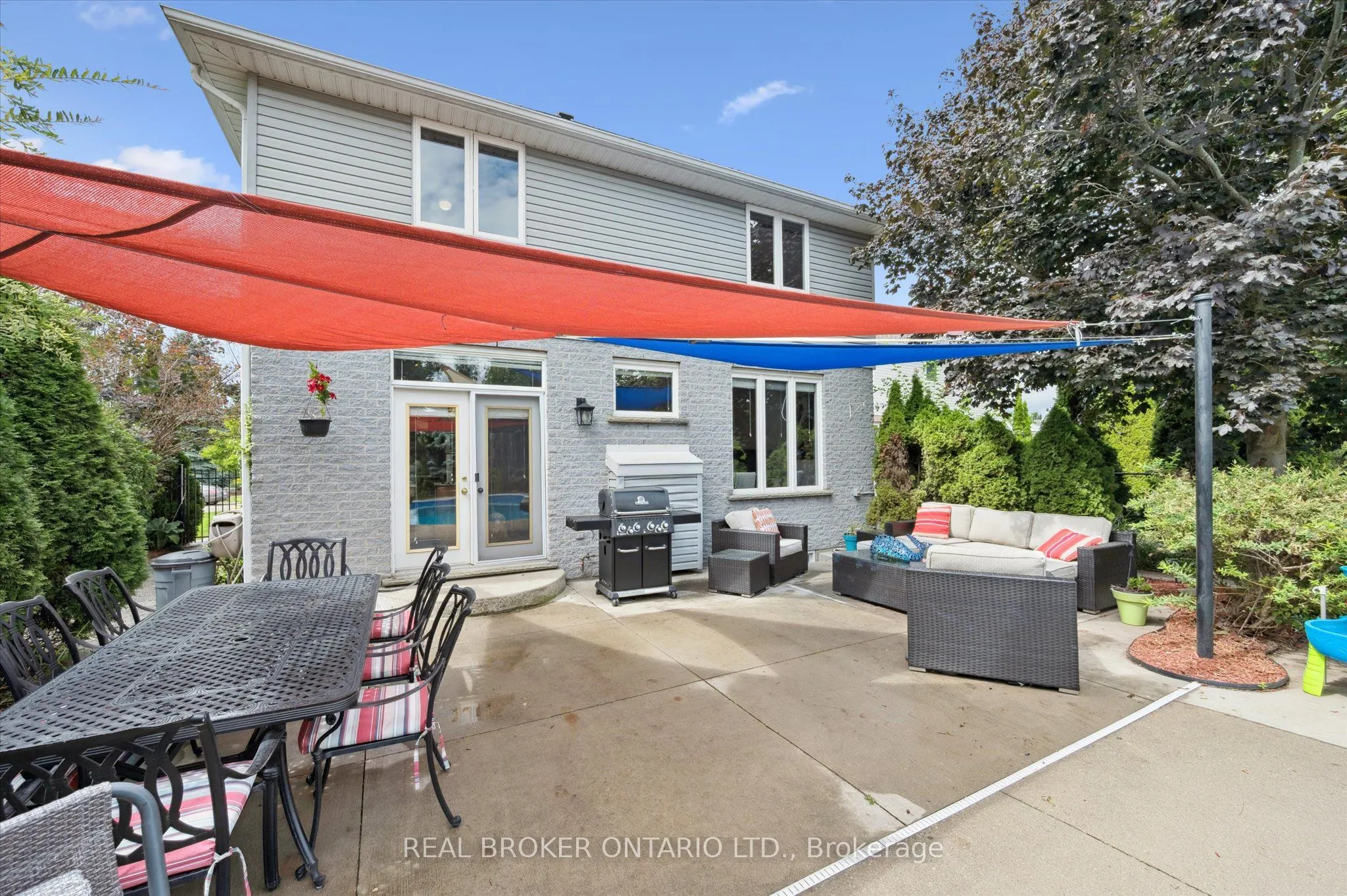 18 Pearwood Court