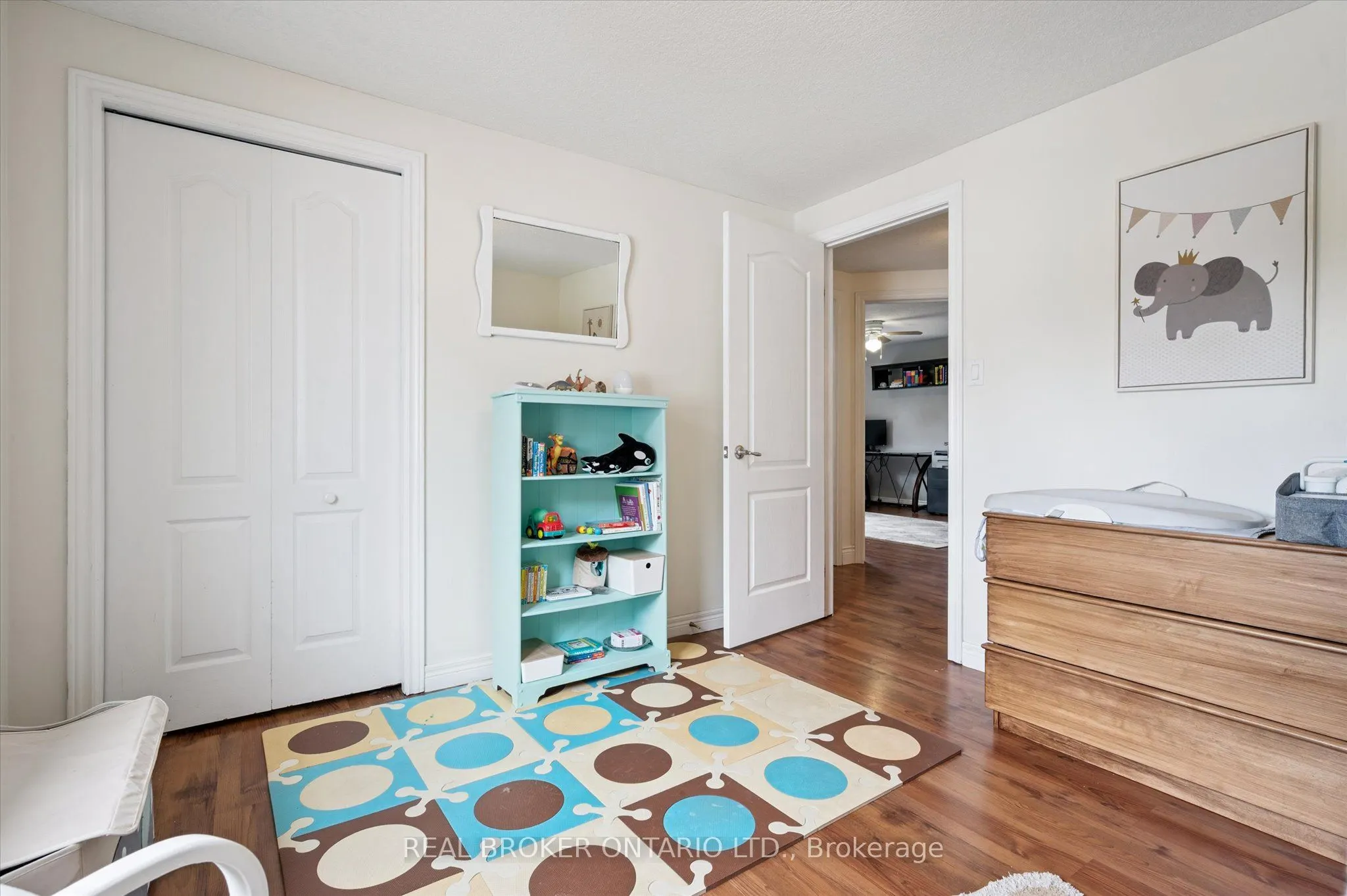 18 Pearwood Court