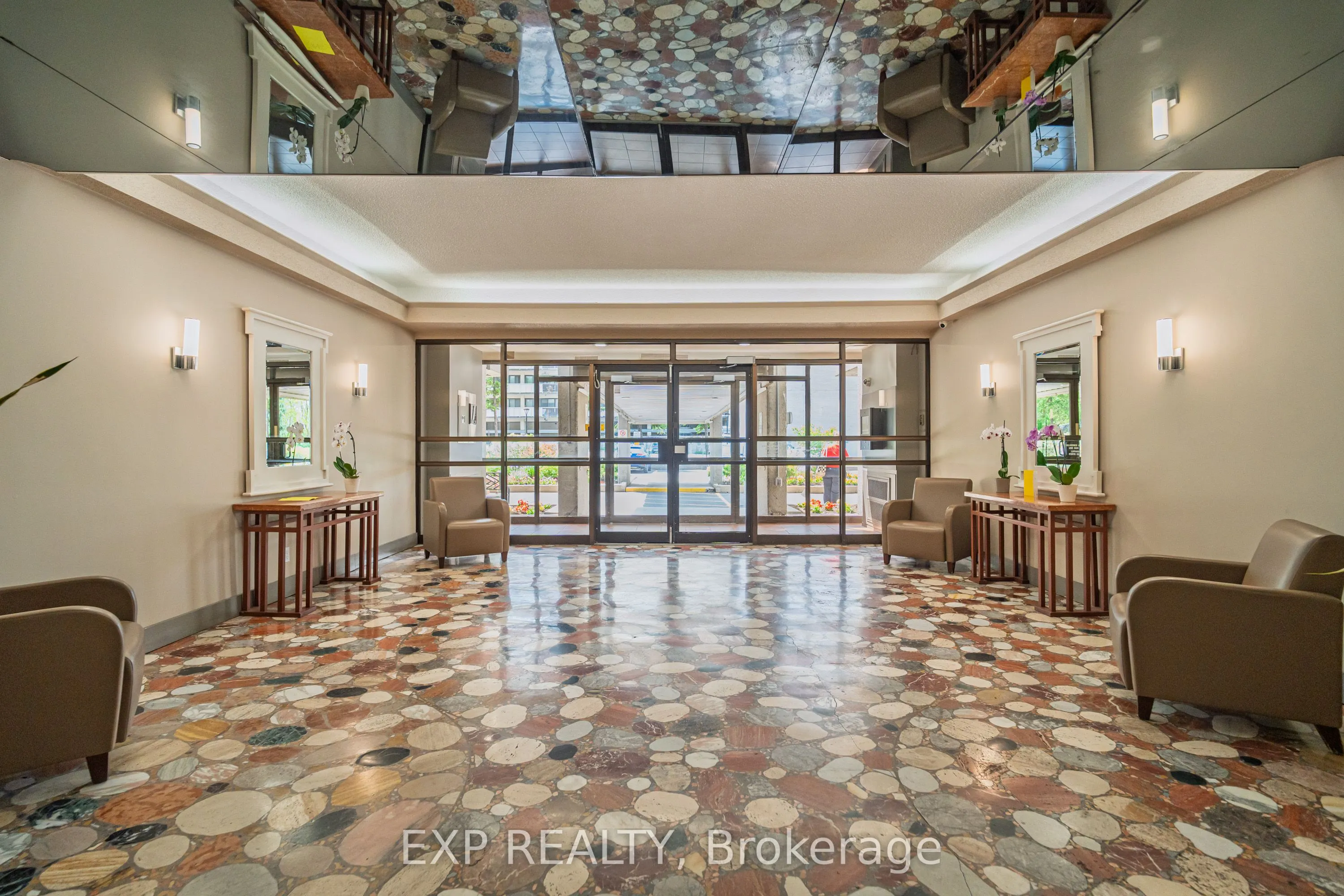 1785 Frobisher Lane, #809