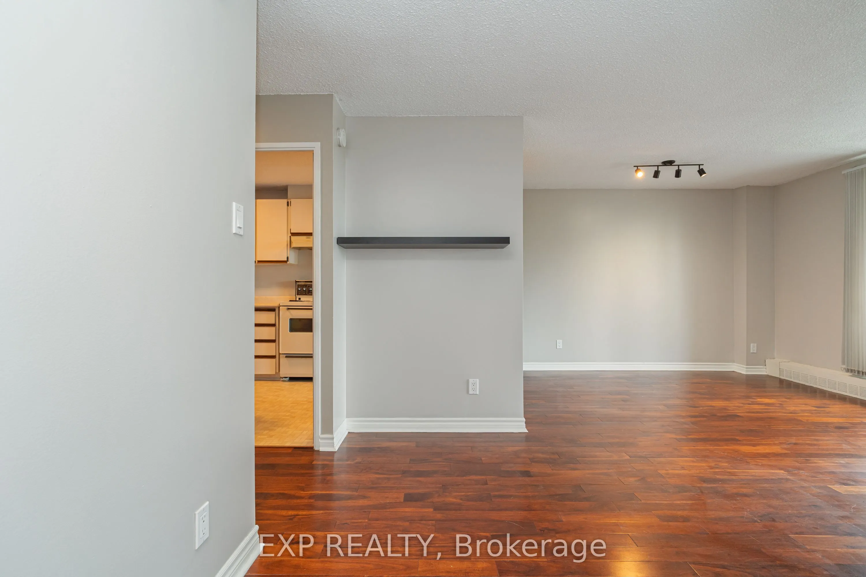 1785 Frobisher Lane, #809