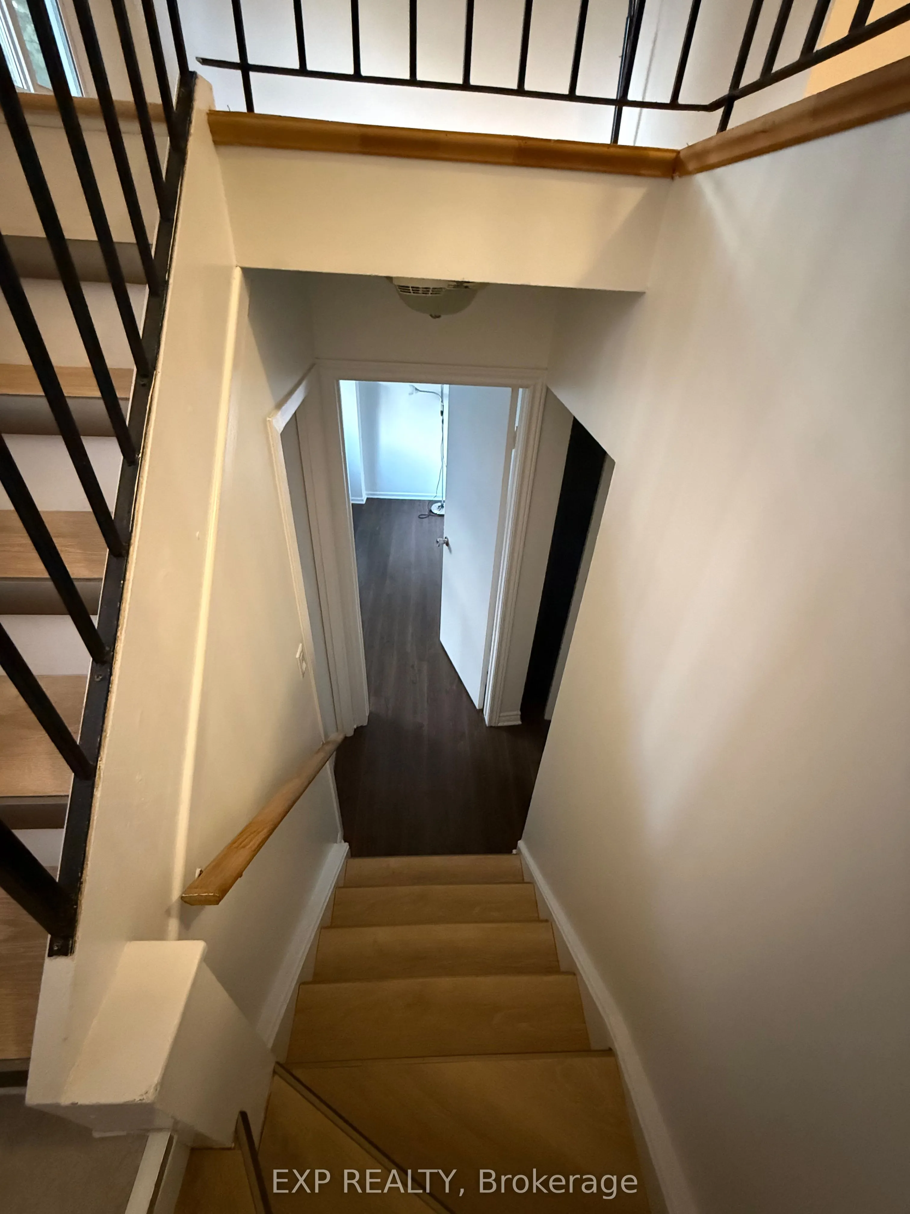 13 Banner Road, #L