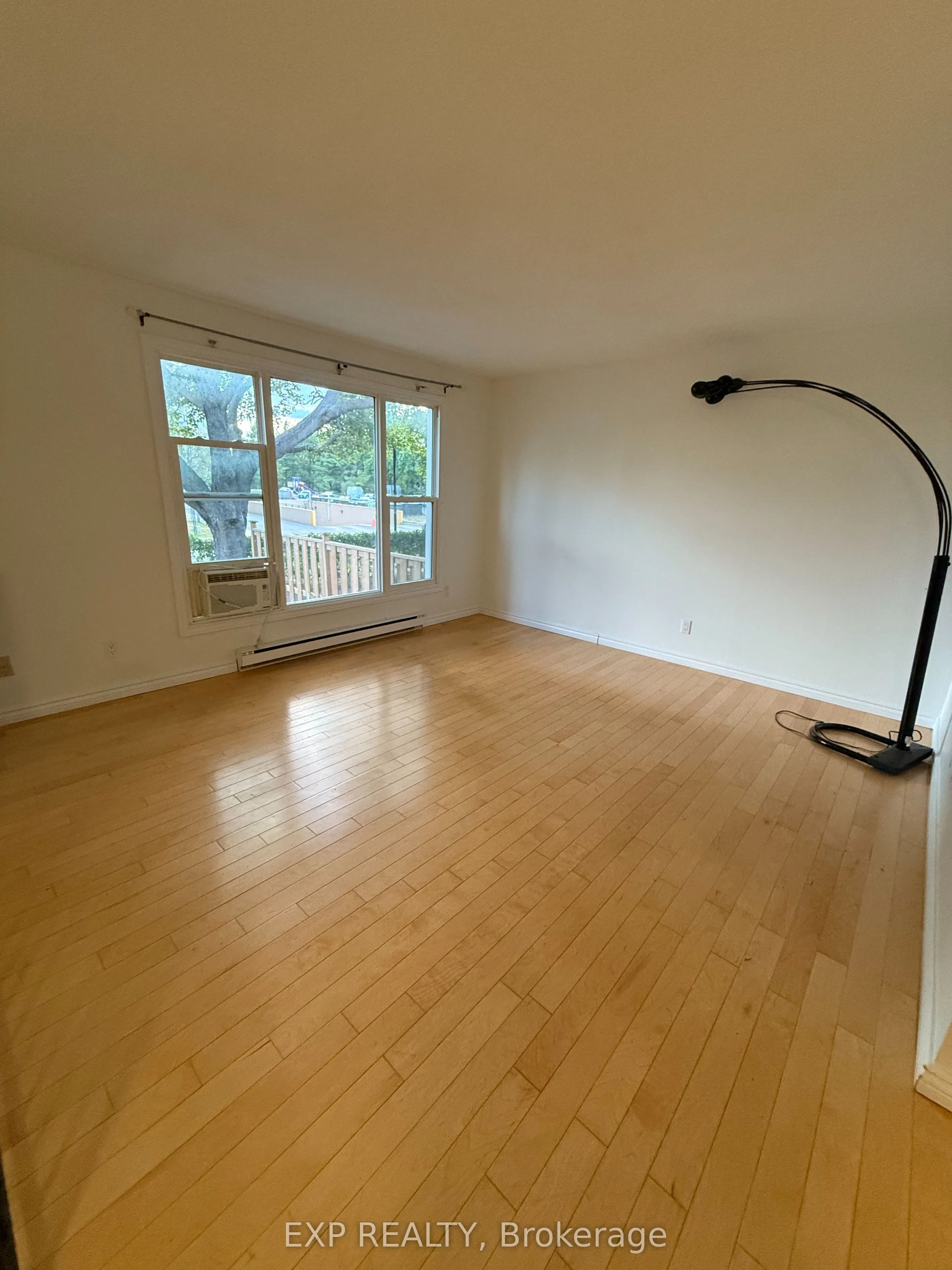 13 Banner Road, #L
