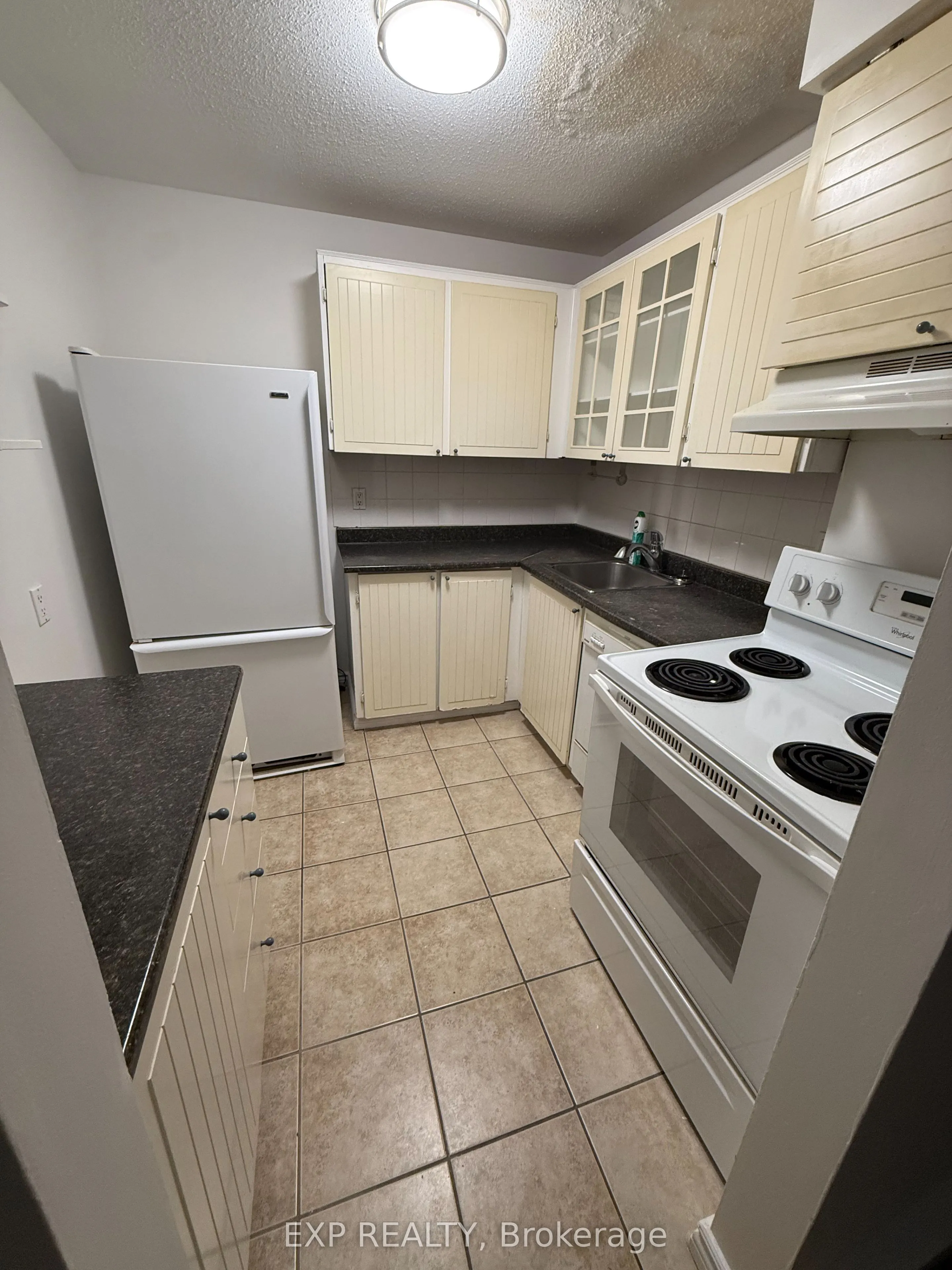 13 Banner Road, #L