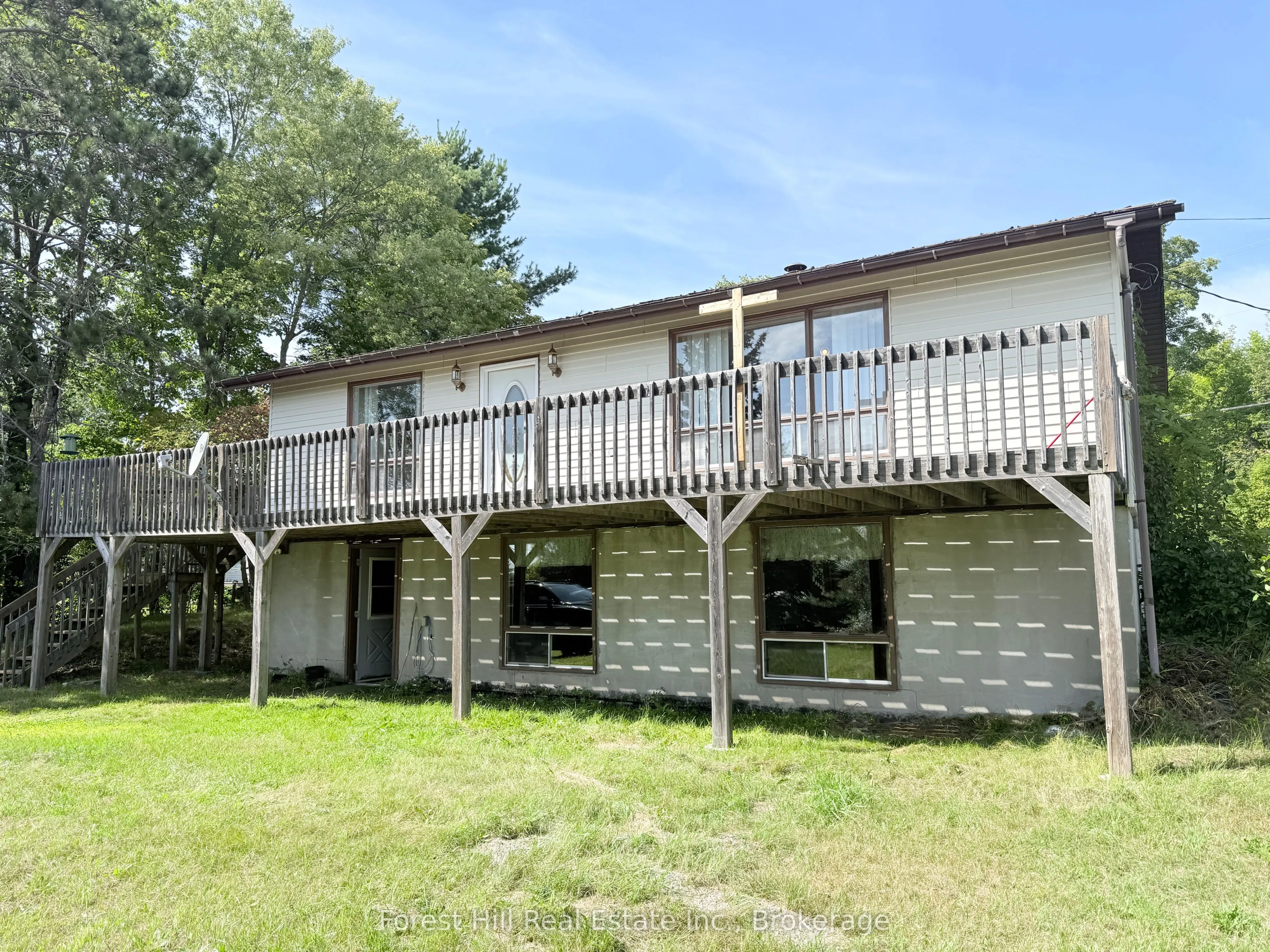 11582 Hwy 522 Highway