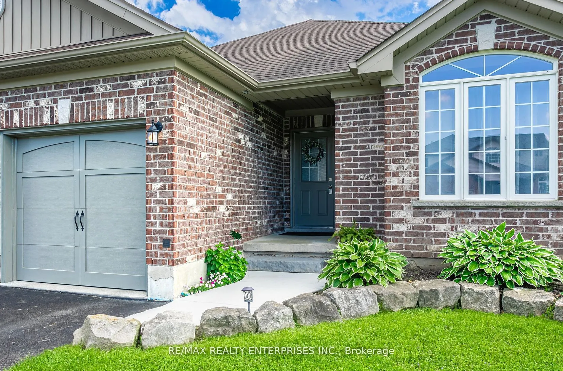3 Woodhatch Crescent