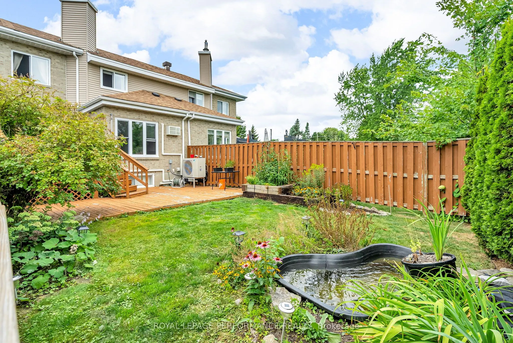 373 Ivan Crescent