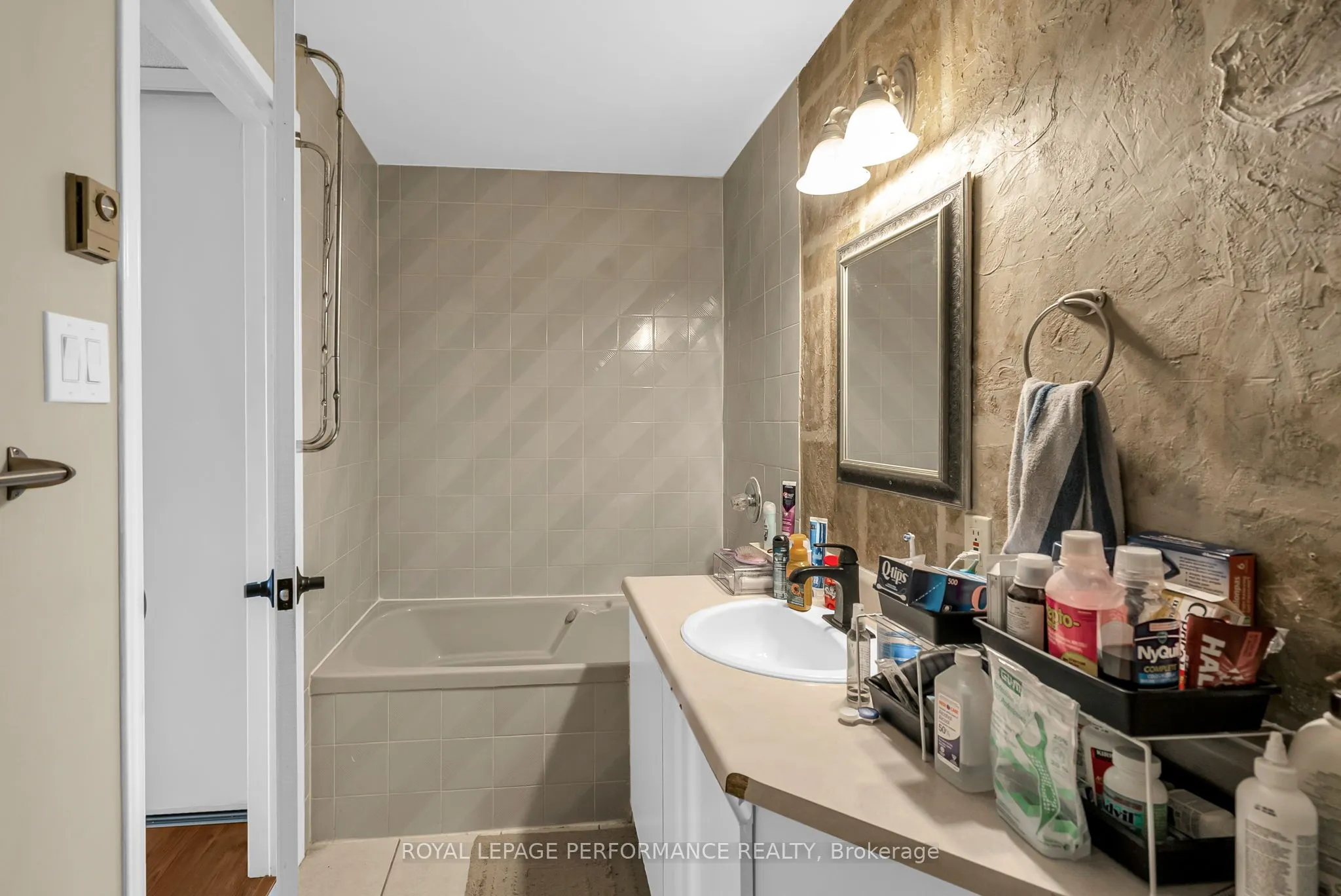 373 Ivan Crescent