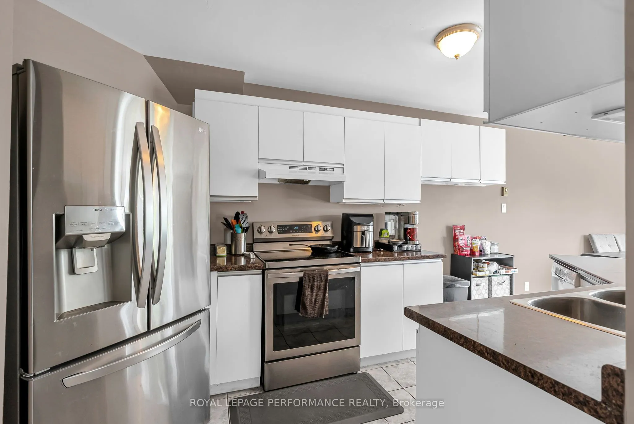 373 Ivan Crescent