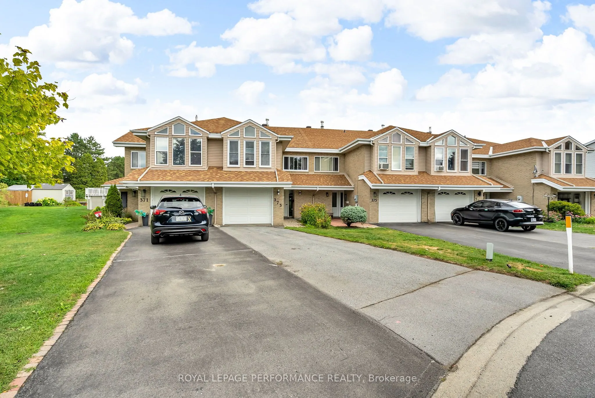 373 Ivan Crescent